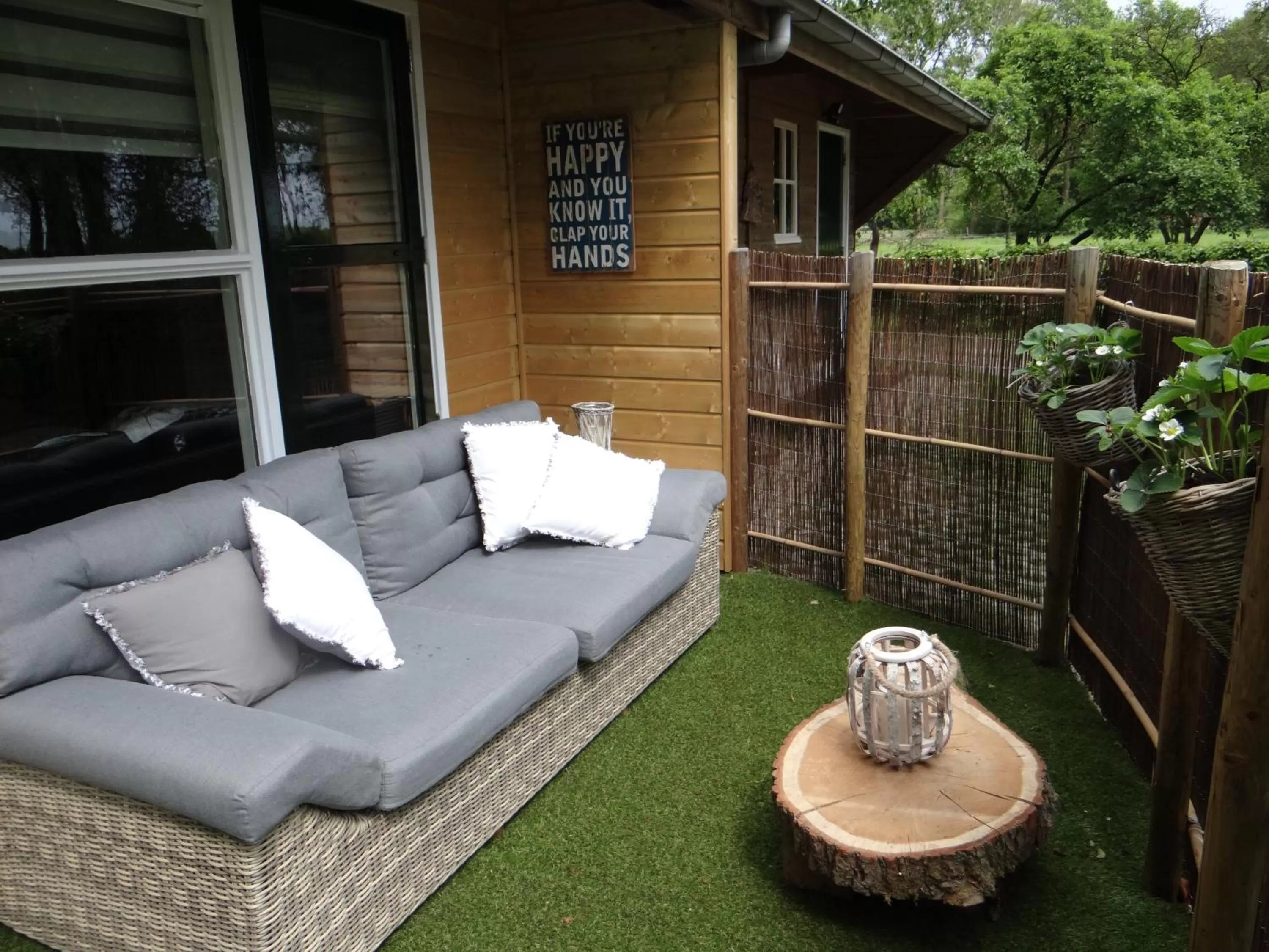 Balcony/Terrace in B&B Gastvrij Lenthe