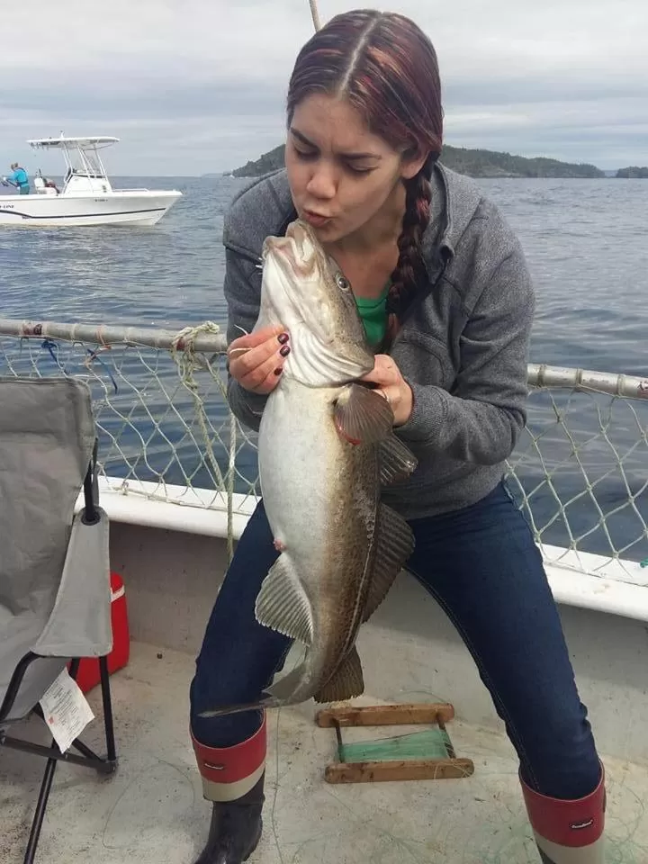 Fishing in Bumblebee Bight Inn