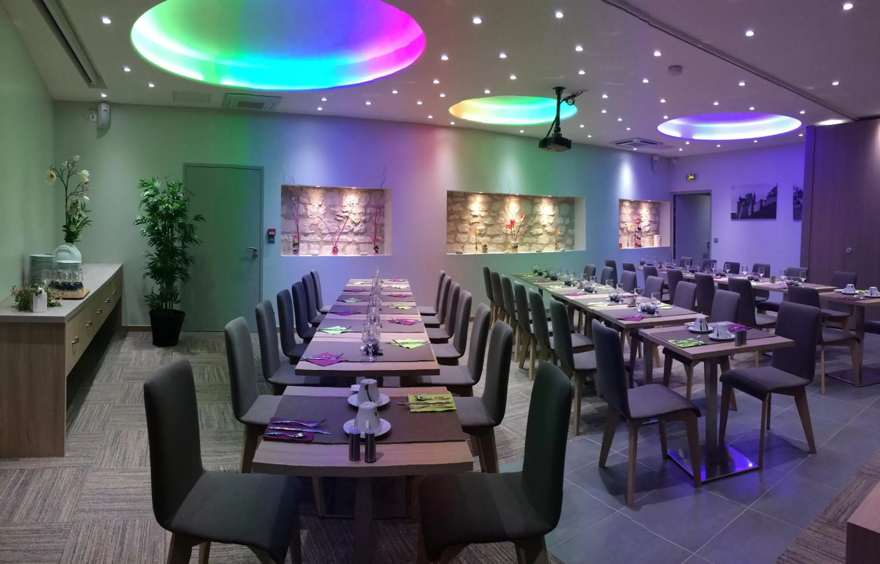 Banquet/Function facilities in Best Western Hôtel De France