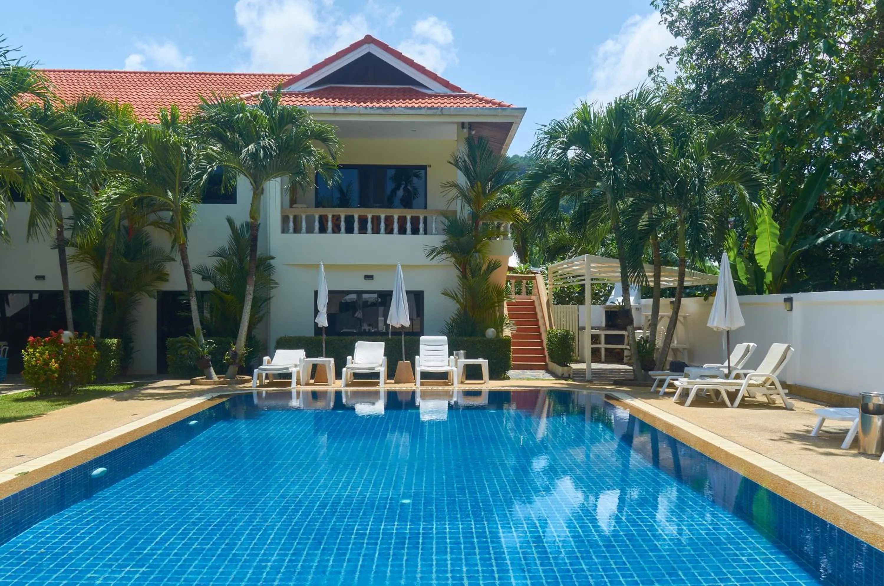 Swimming pool in Phuket Riviera Villas Hotel