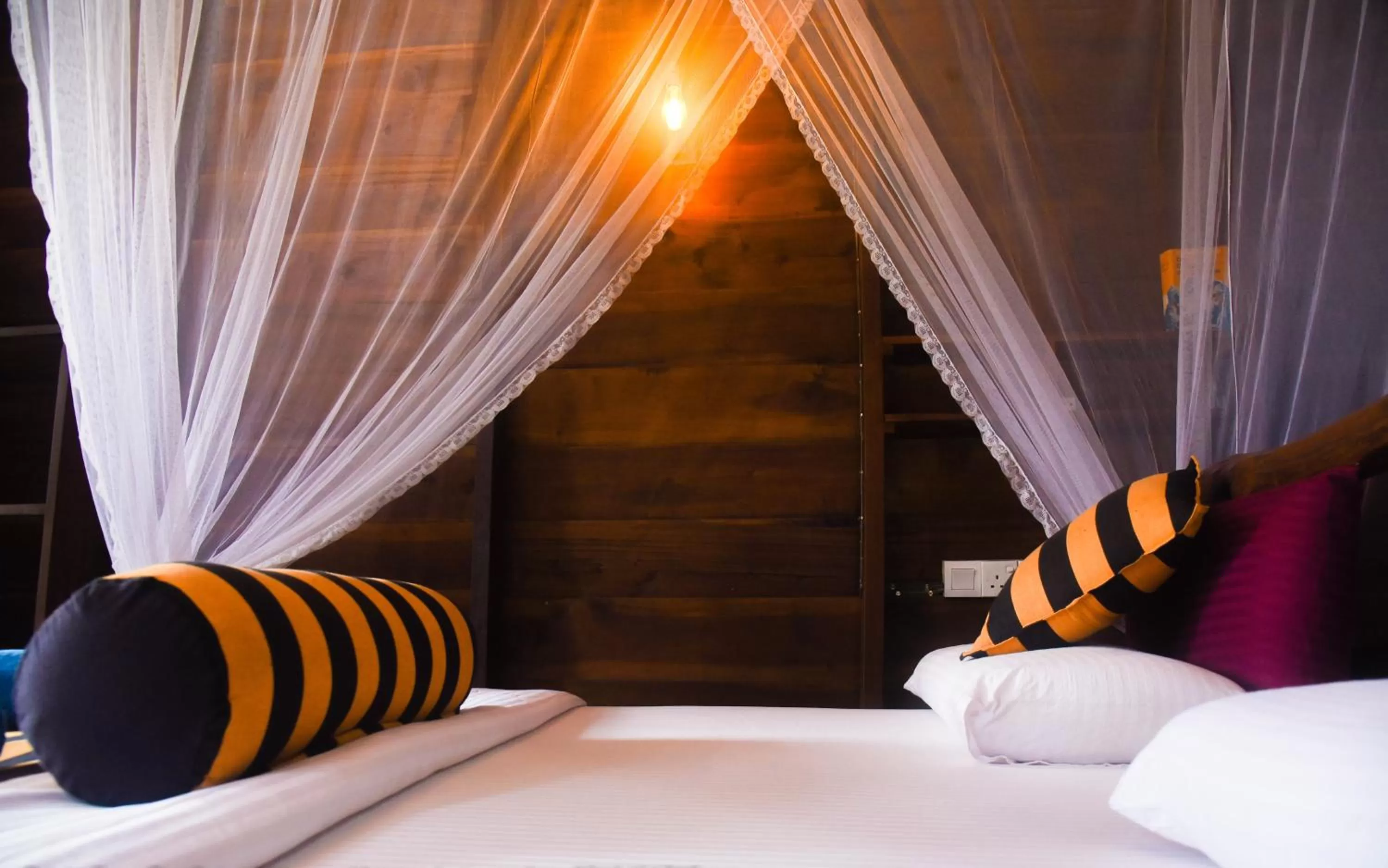 Bed in Madushanka Resort