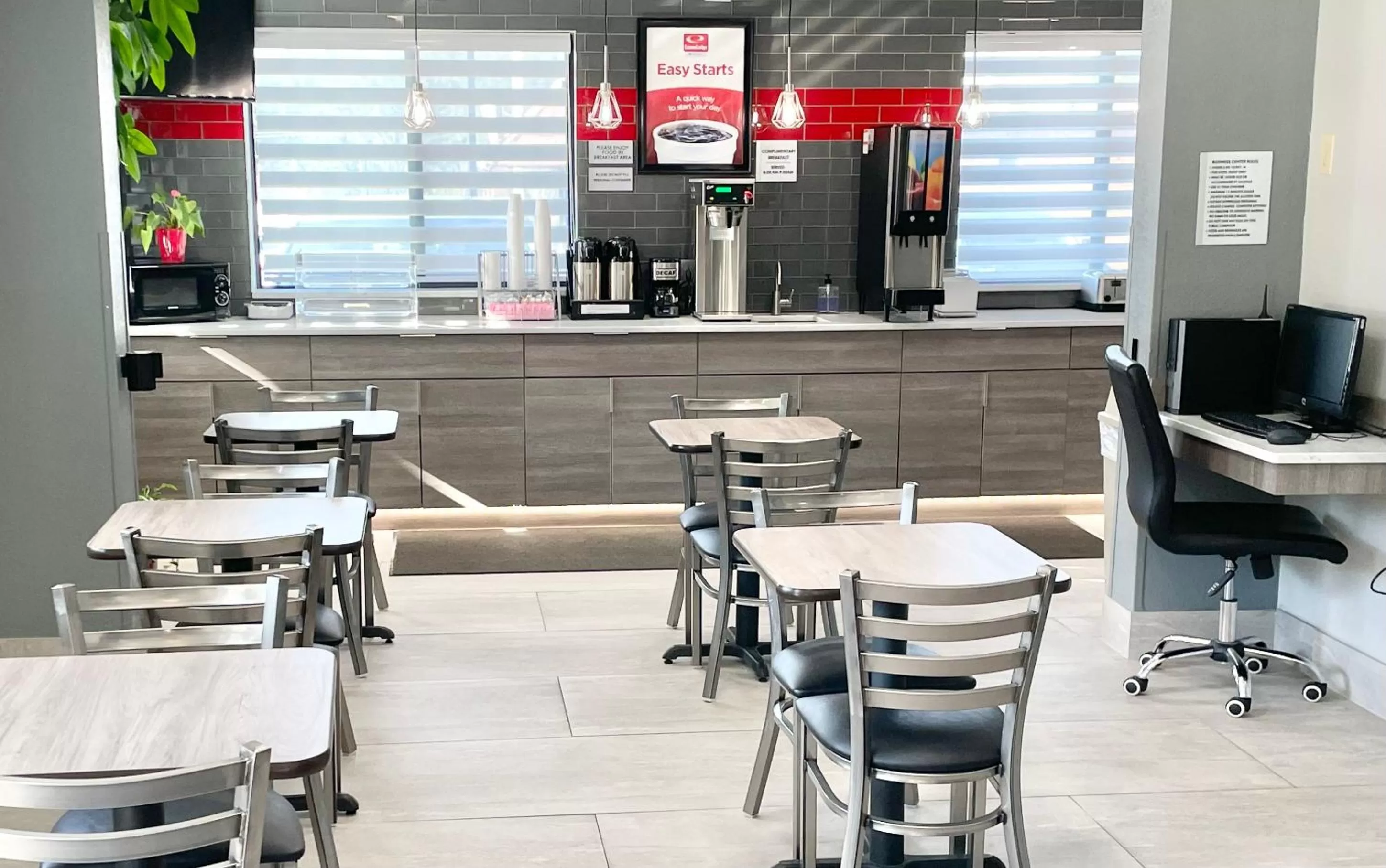 Breakfast in Econo Lodge Cartersville-Emerson Lake Point