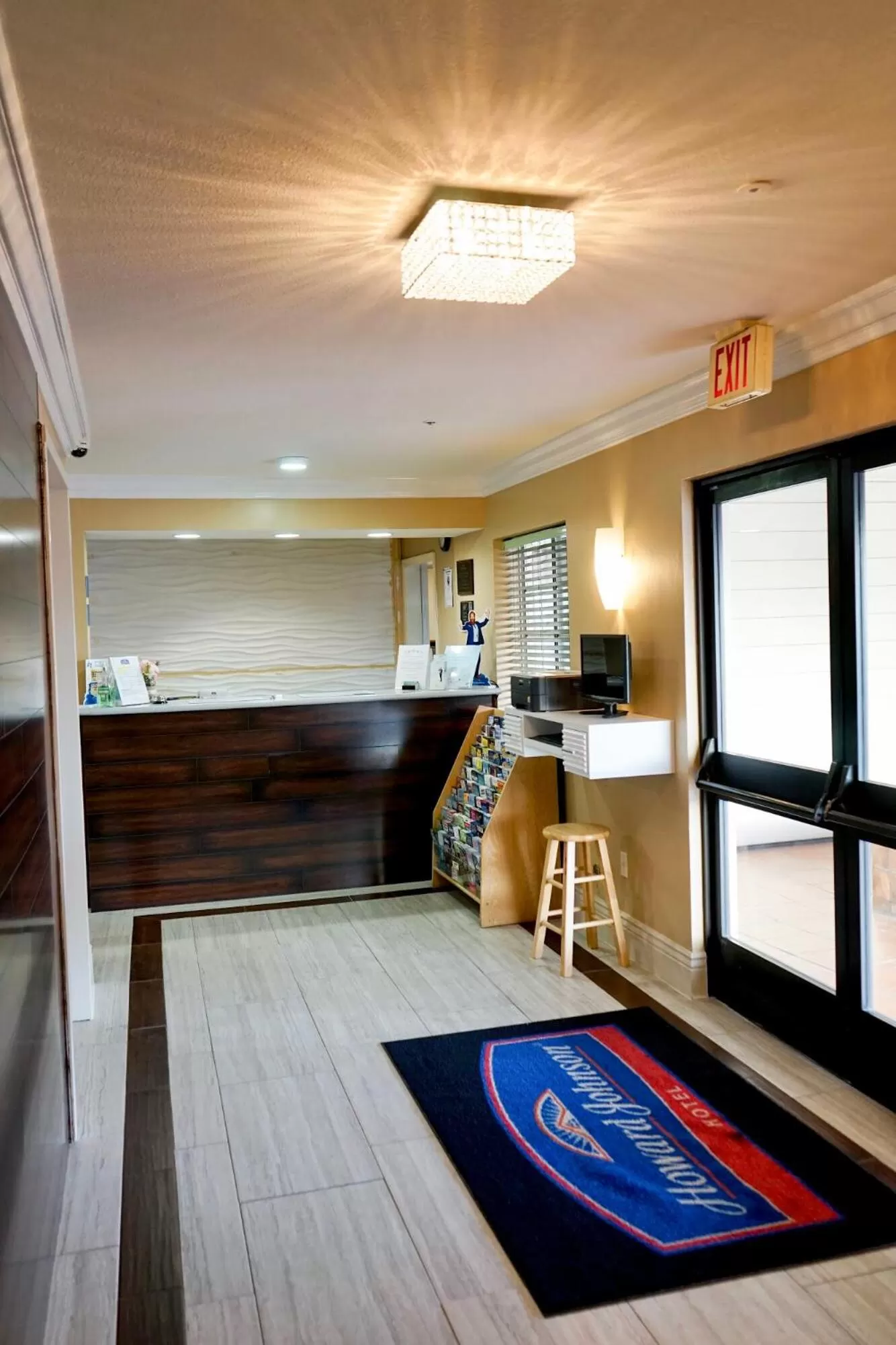 Howard Johnson by Wyndham Salinas