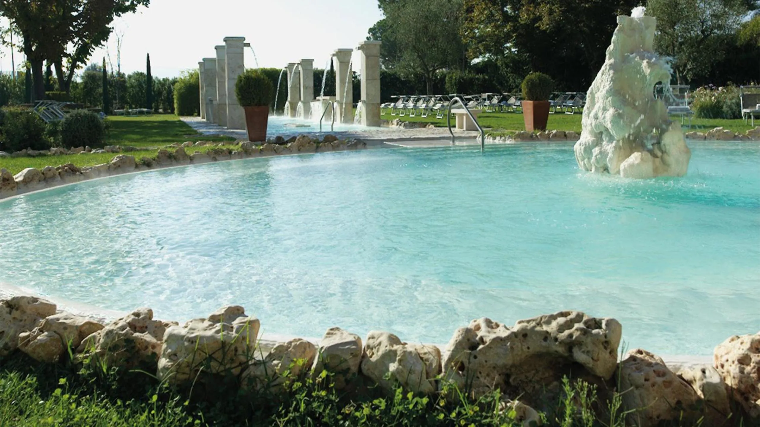 Hot Spring Bath in Hotel Salus Terme - Adults Only