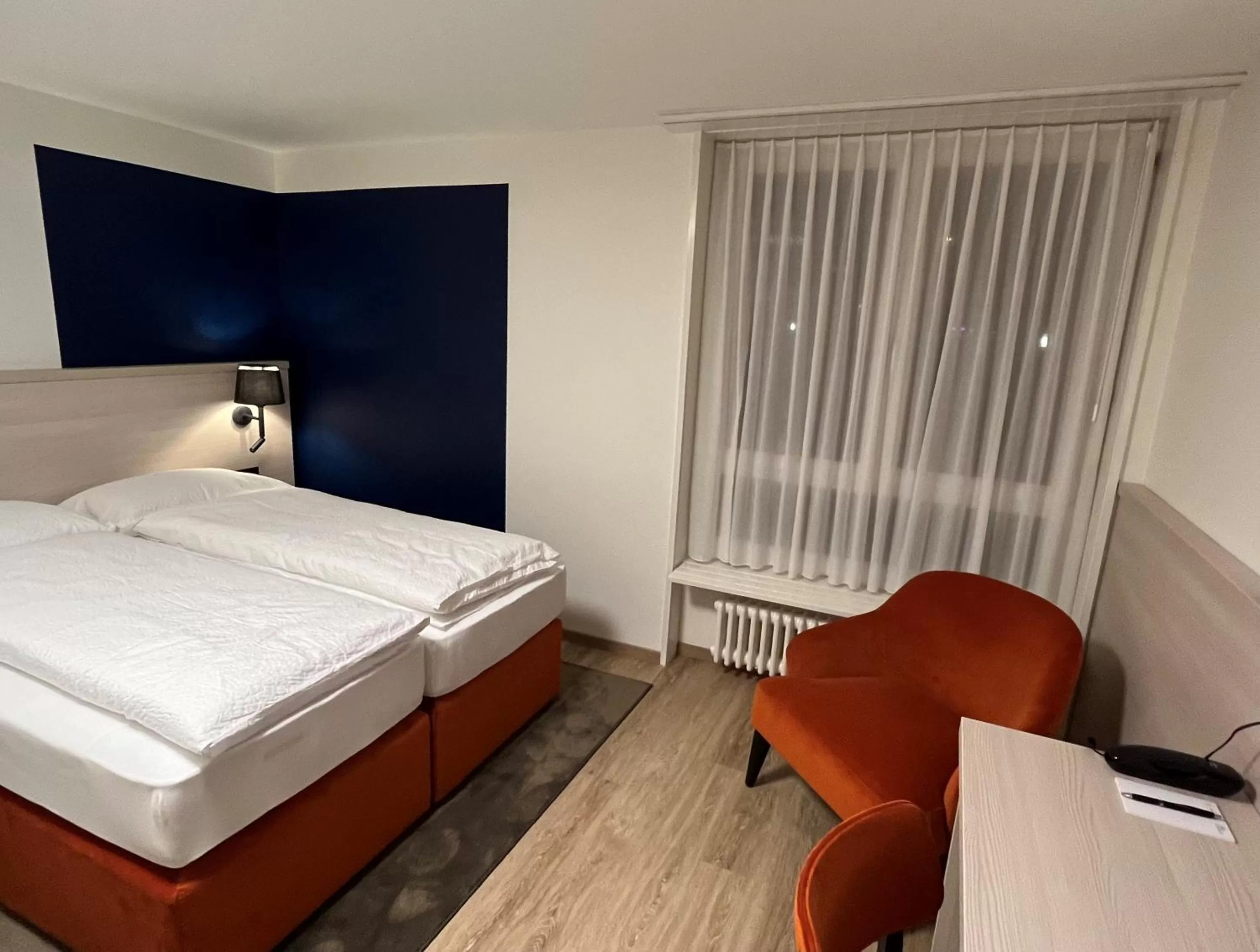 Photo of the whole room, Bed in Dialoghotel Eckstein