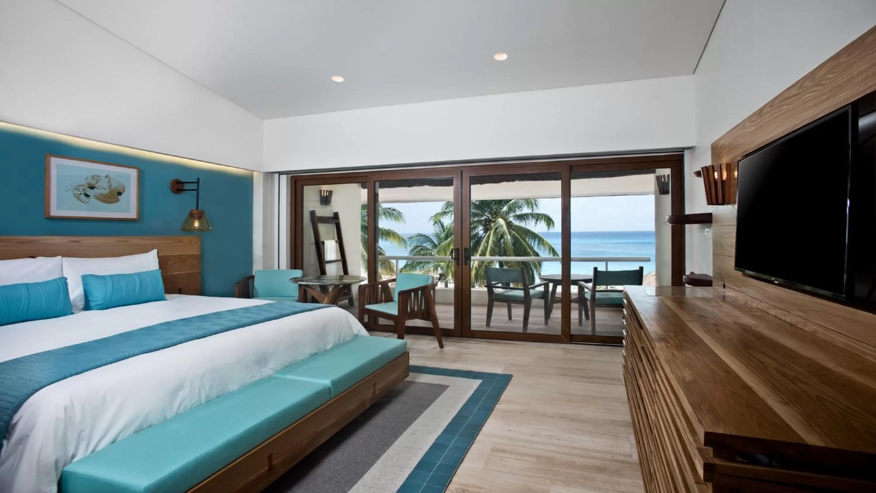 Photo of the whole room, Bed in Presidente InterContinental Cozumel Resort & Spa by IHG