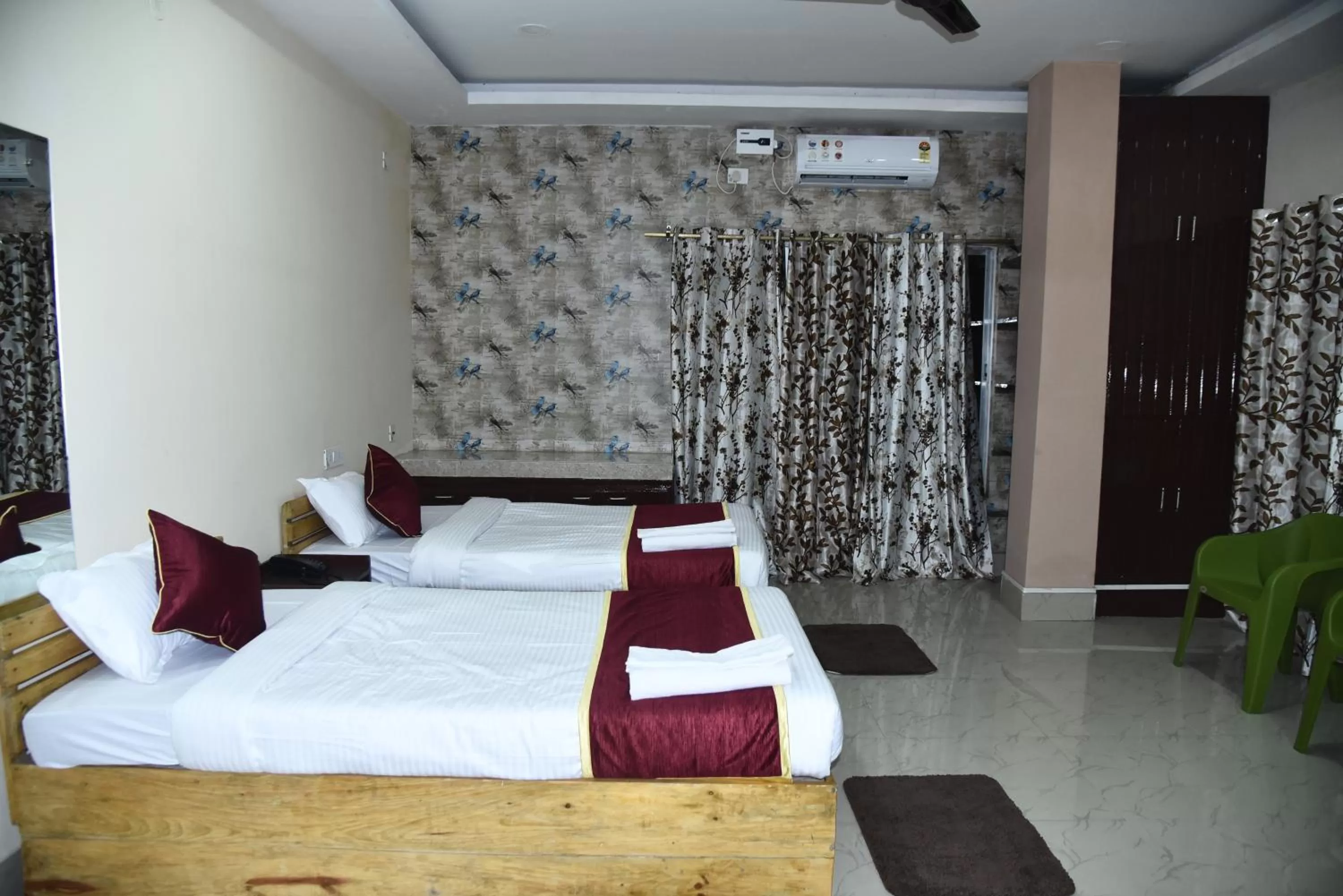 Bedroom, Bed in URBAN COTTAGE