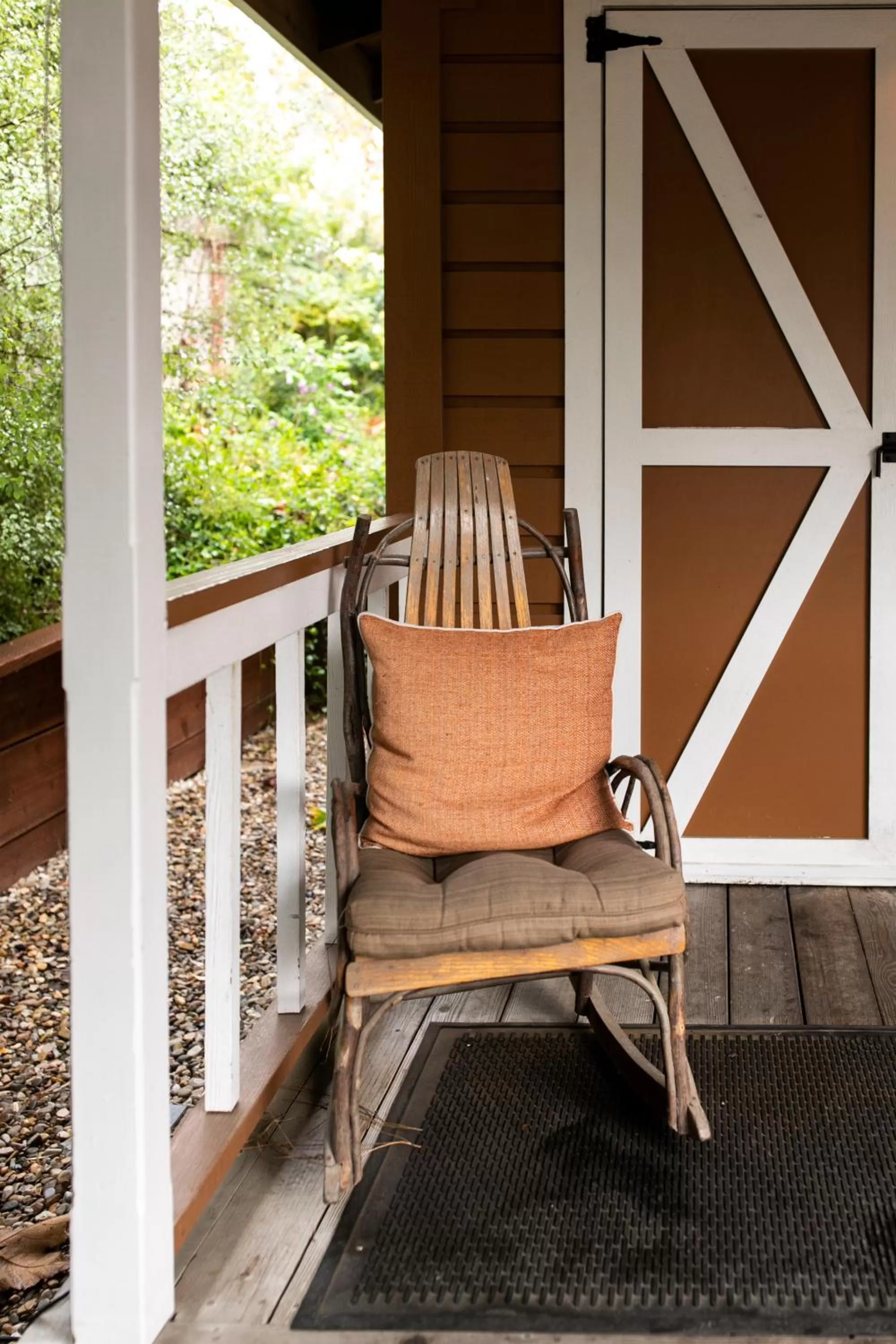 Patio in J Patrick Inn