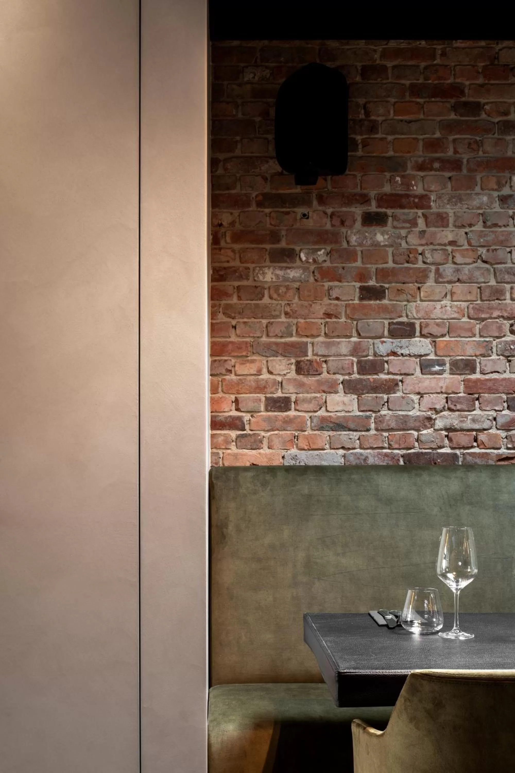 Restaurant/places to eat, Bathroom in B&B Herenhuis