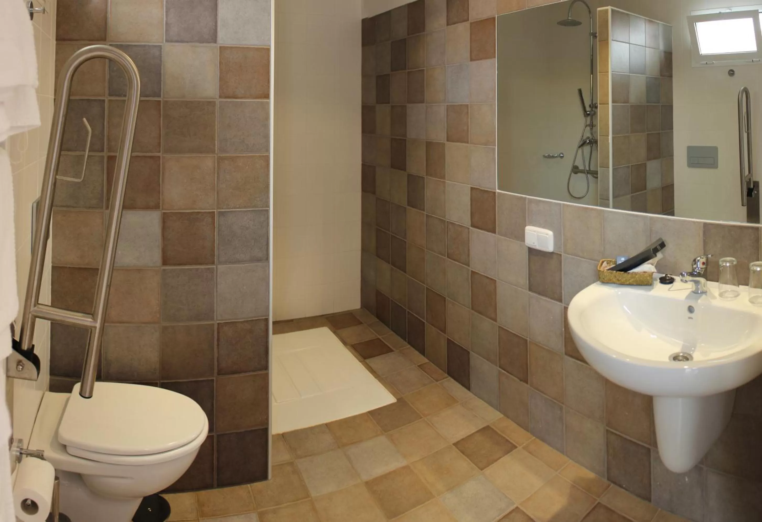 Photo of the whole room in Campomar Playa