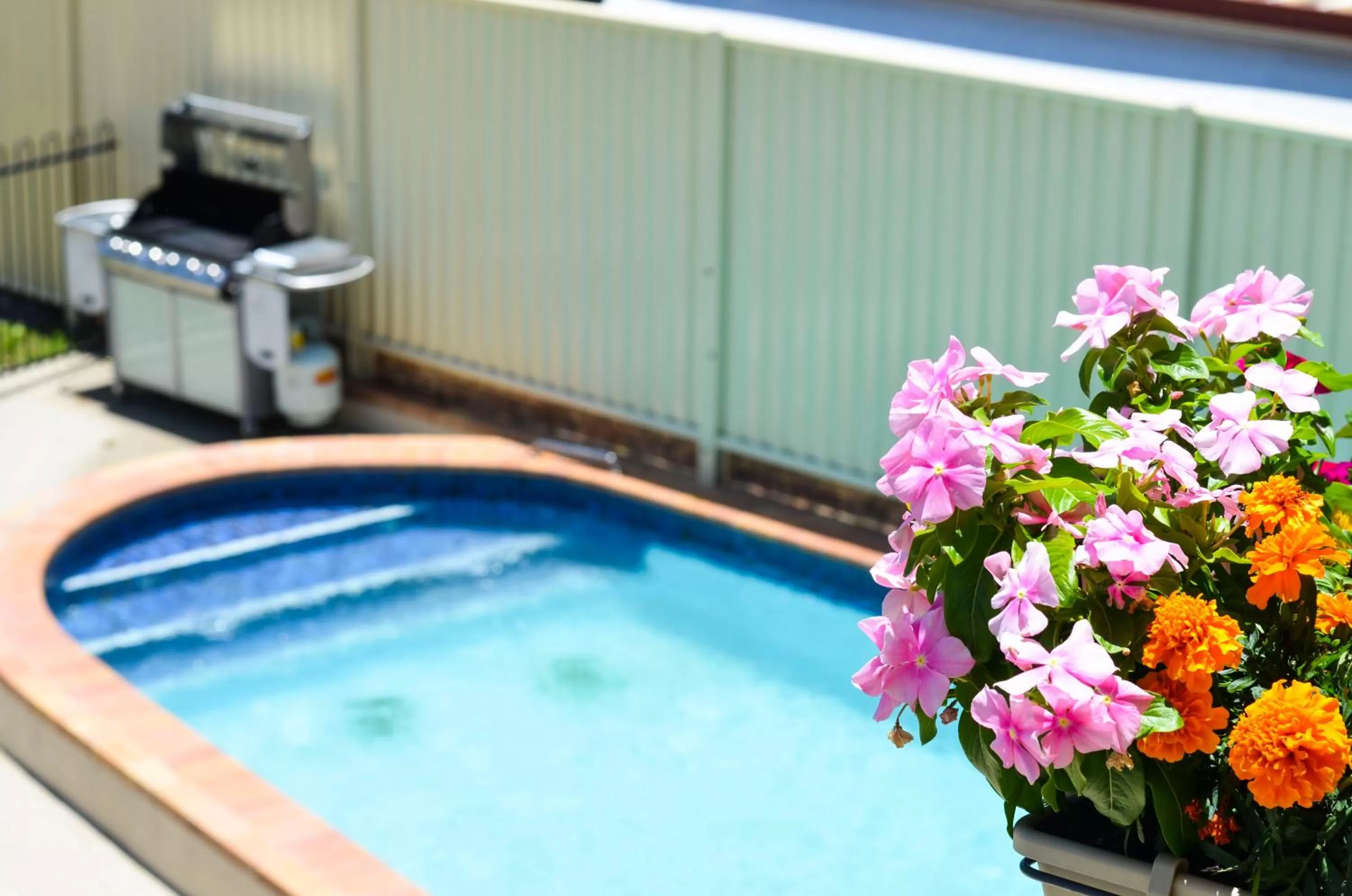 Swimming pool in Golden Beach Motor Inn, Caloundra
