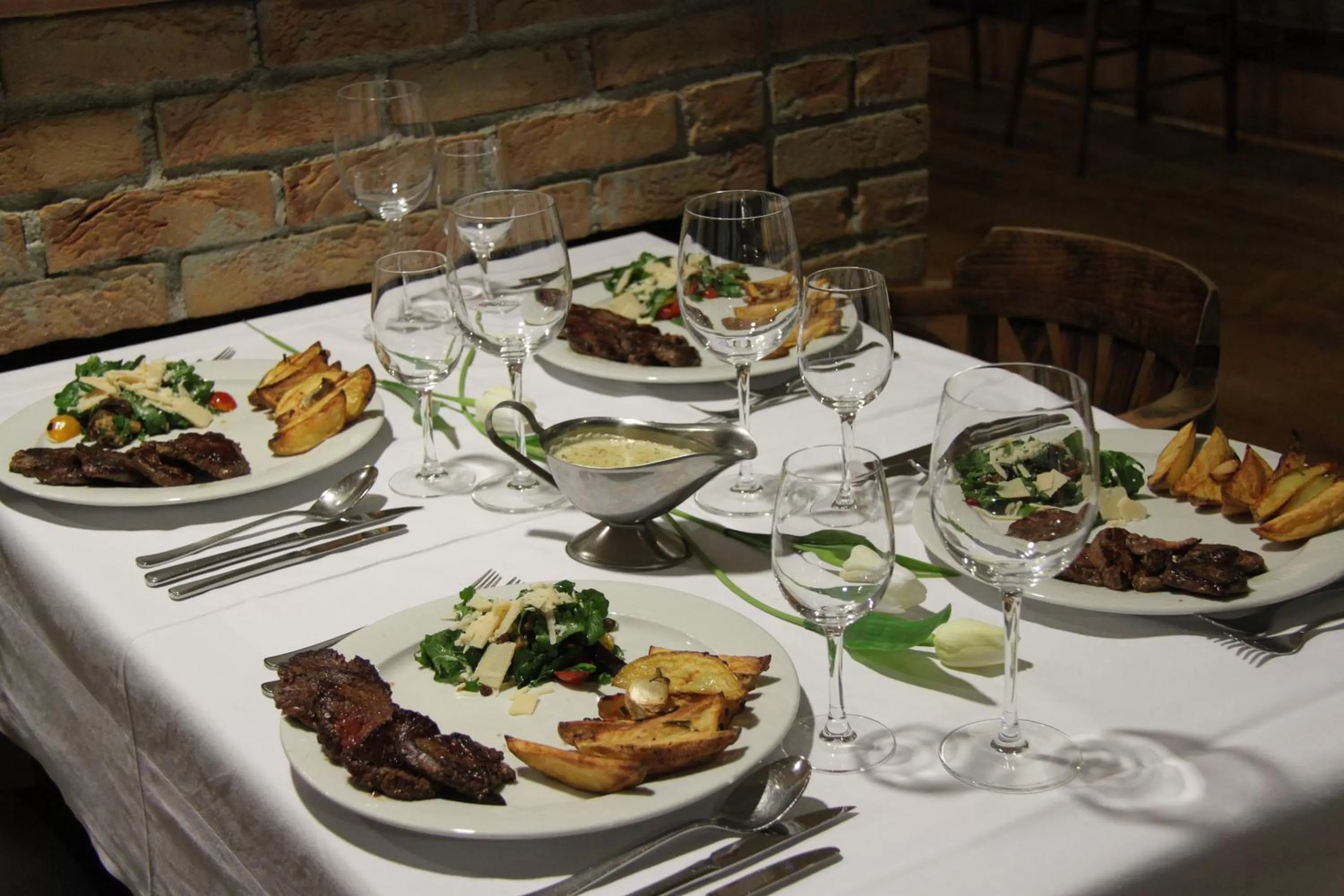 Restaurant/places to eat in Hotel Bothe