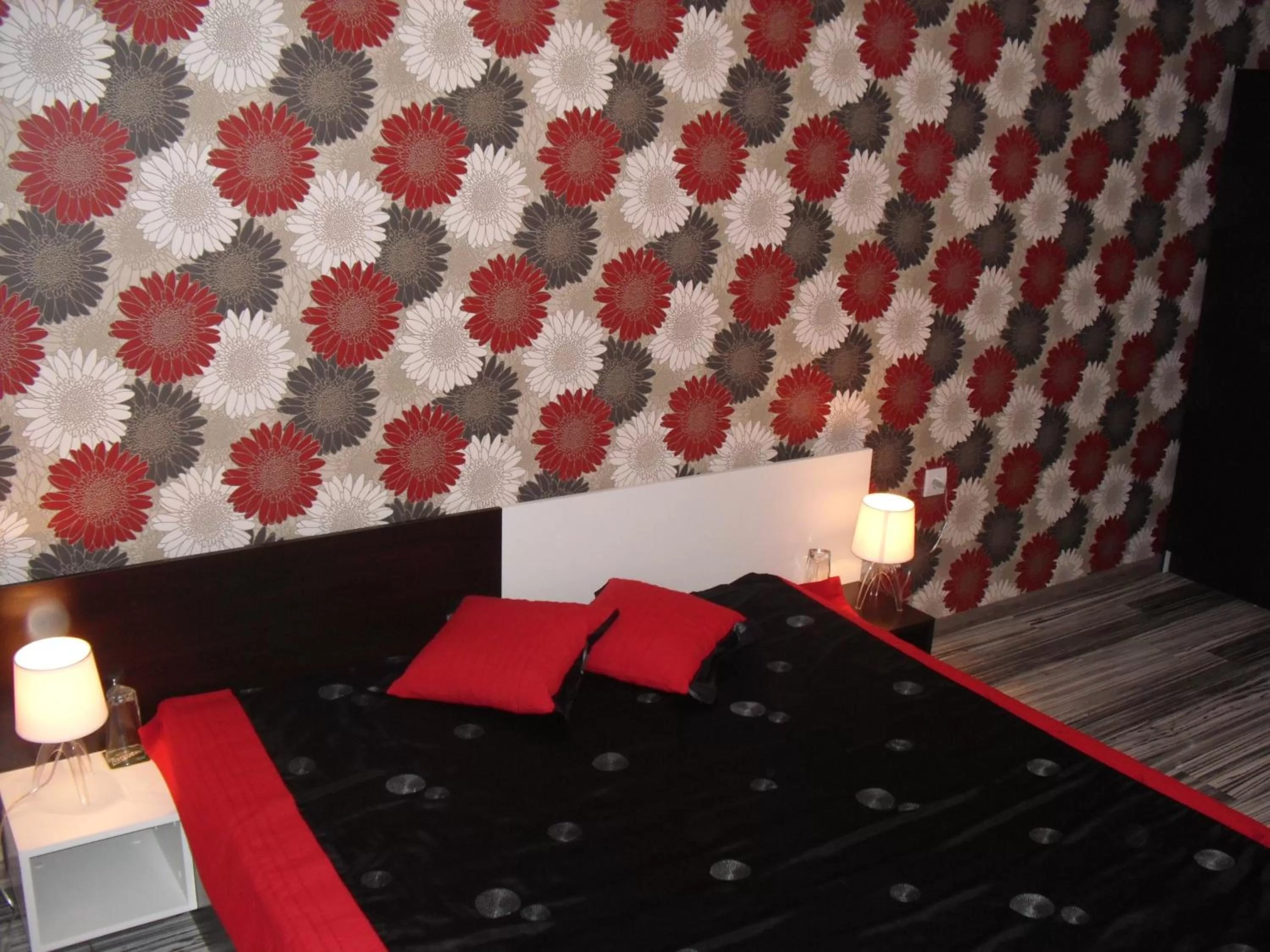 Bed in Family Hotel Malibu