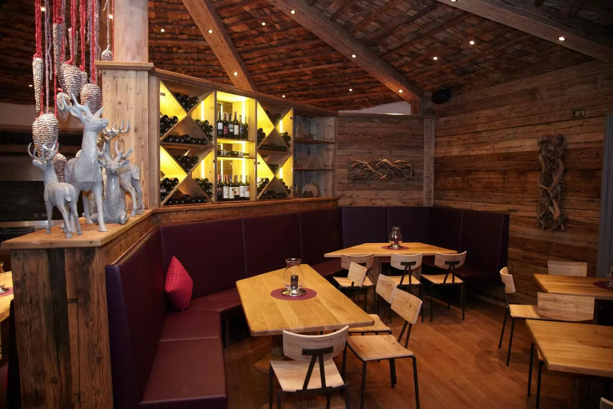 Lounge or bar, Restaurant/Places to Eat in Berghotel Schmittenhöhe