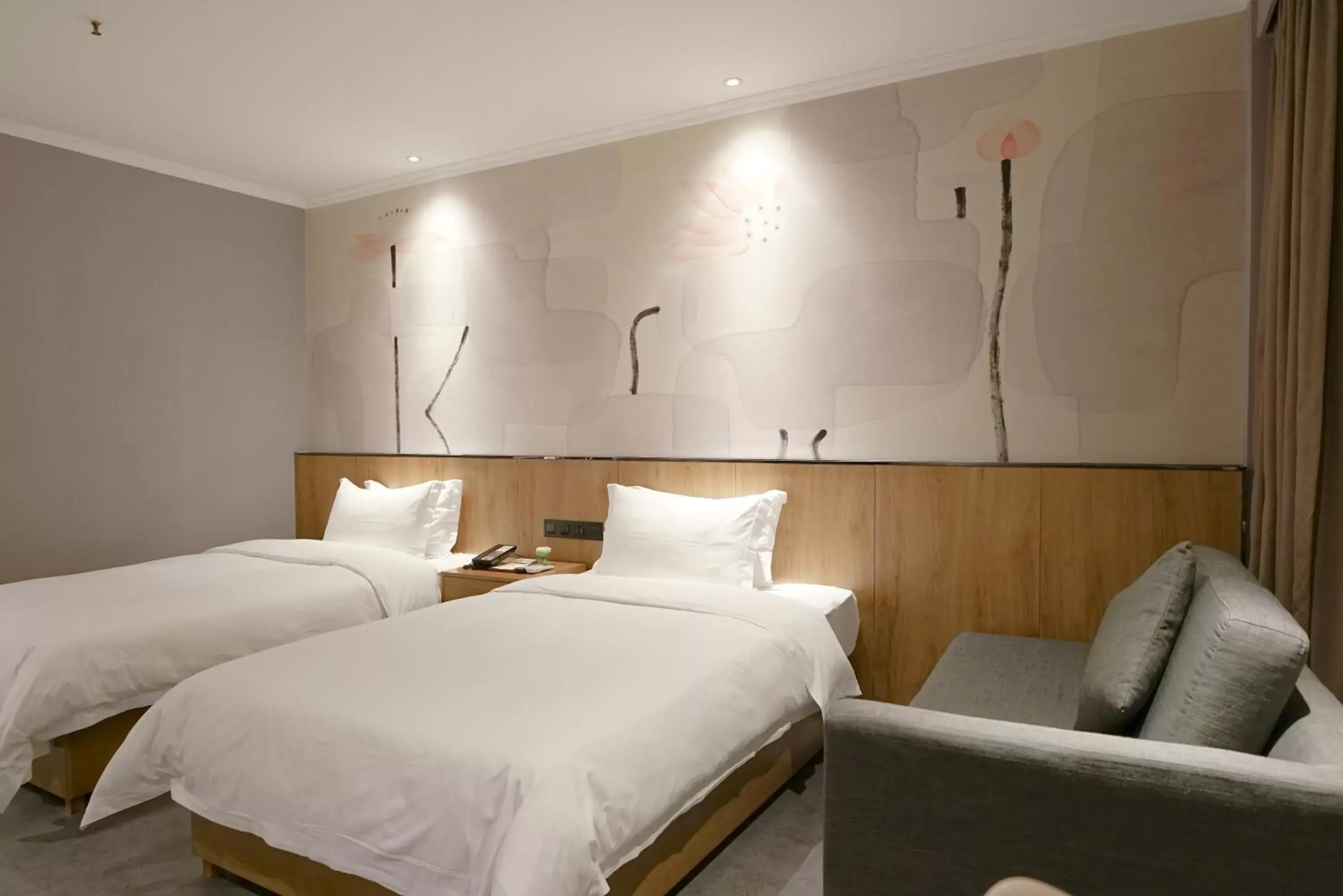 Economy Twin Room in Paco Hotel Datang Metro Guangzhou-Free Shuttle Bus to Canton Fair and Free Breakfast Economy Twin Room in Paco Hotel Datang Metro Guangzhou-Free Shuttle Bus to Canton Fair and Free Breakfast