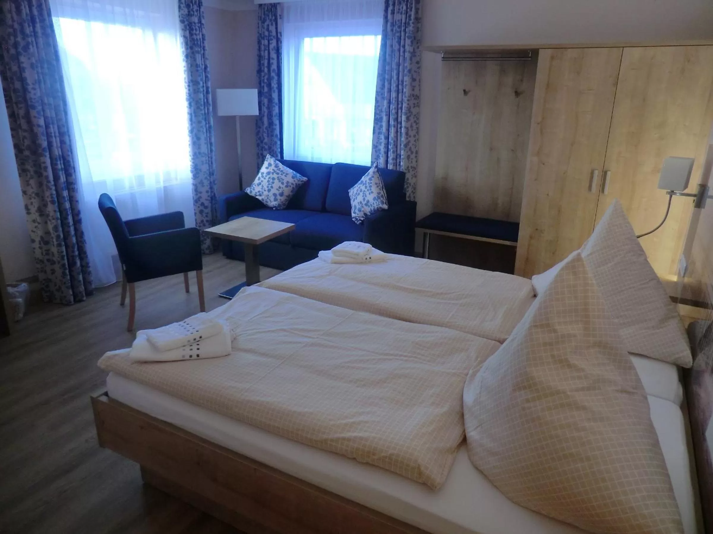 Day, Bed in Hotel Pension Am Hafen