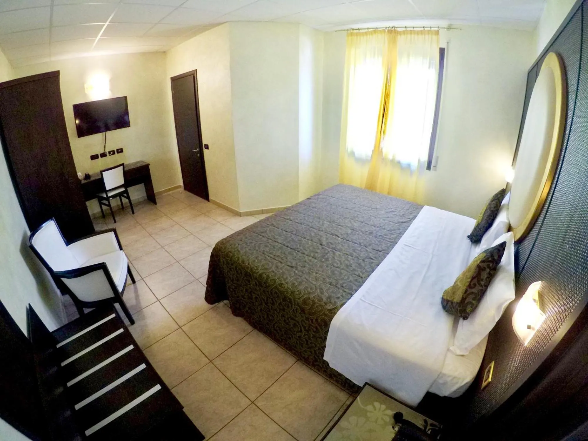 Spring, Bed in Piccolo Hotel Nogara