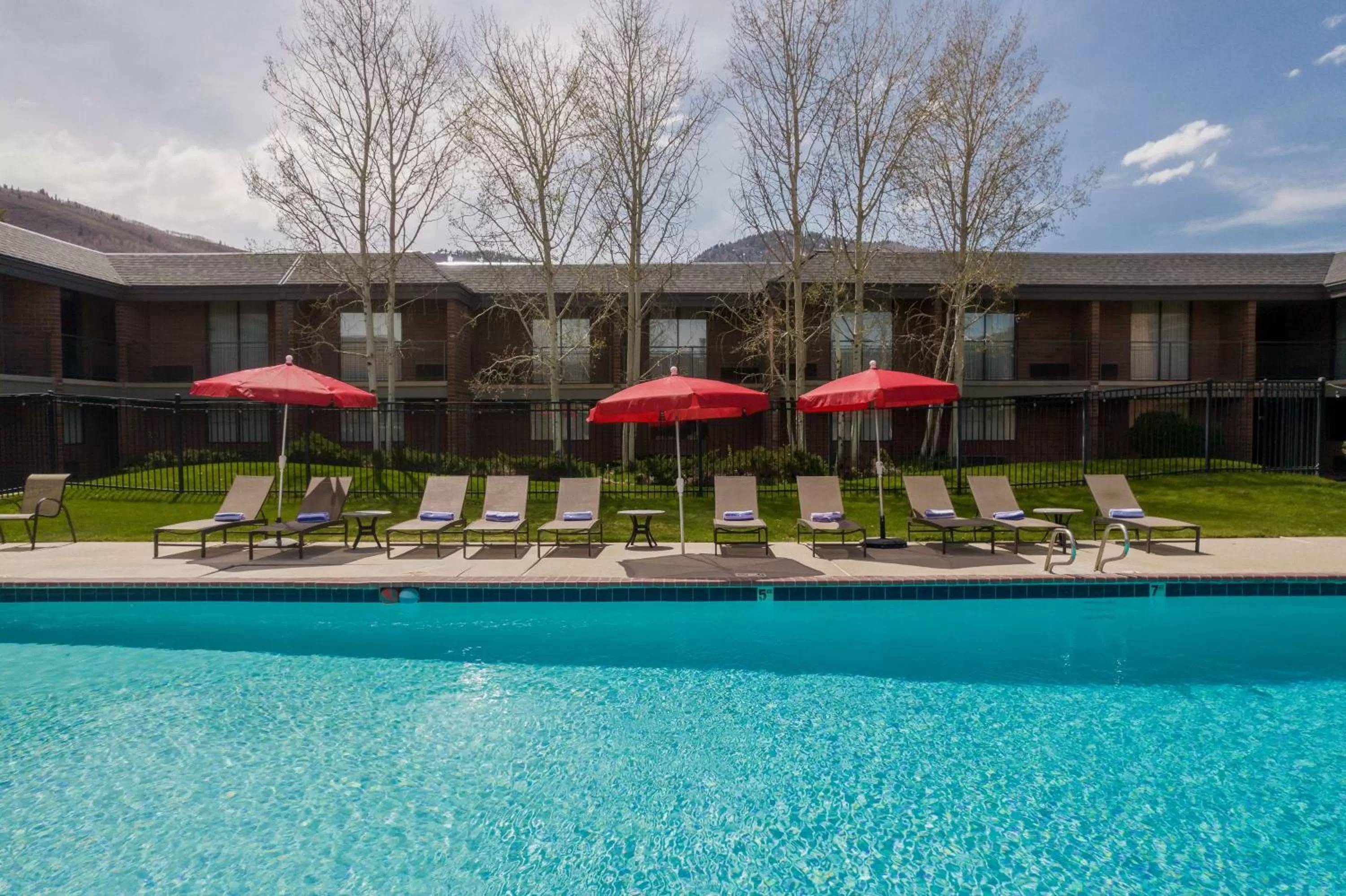Pool view in DoubleTree by Hilton Hotel Park City - The Yarrow