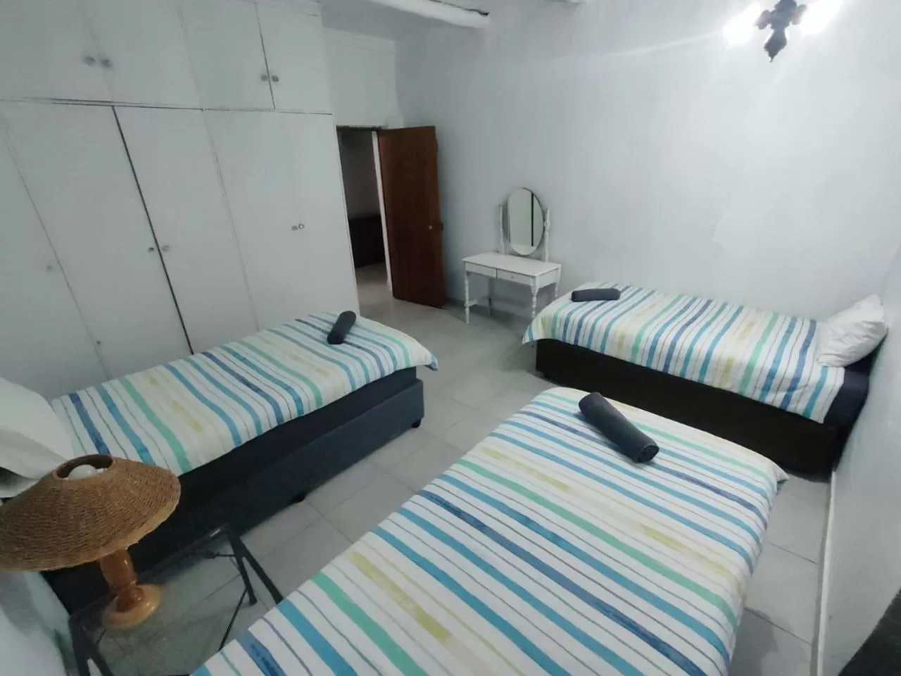 Photo of the whole room, Bed in Blue Mountain Farm Lodge, Cabins & Cottages