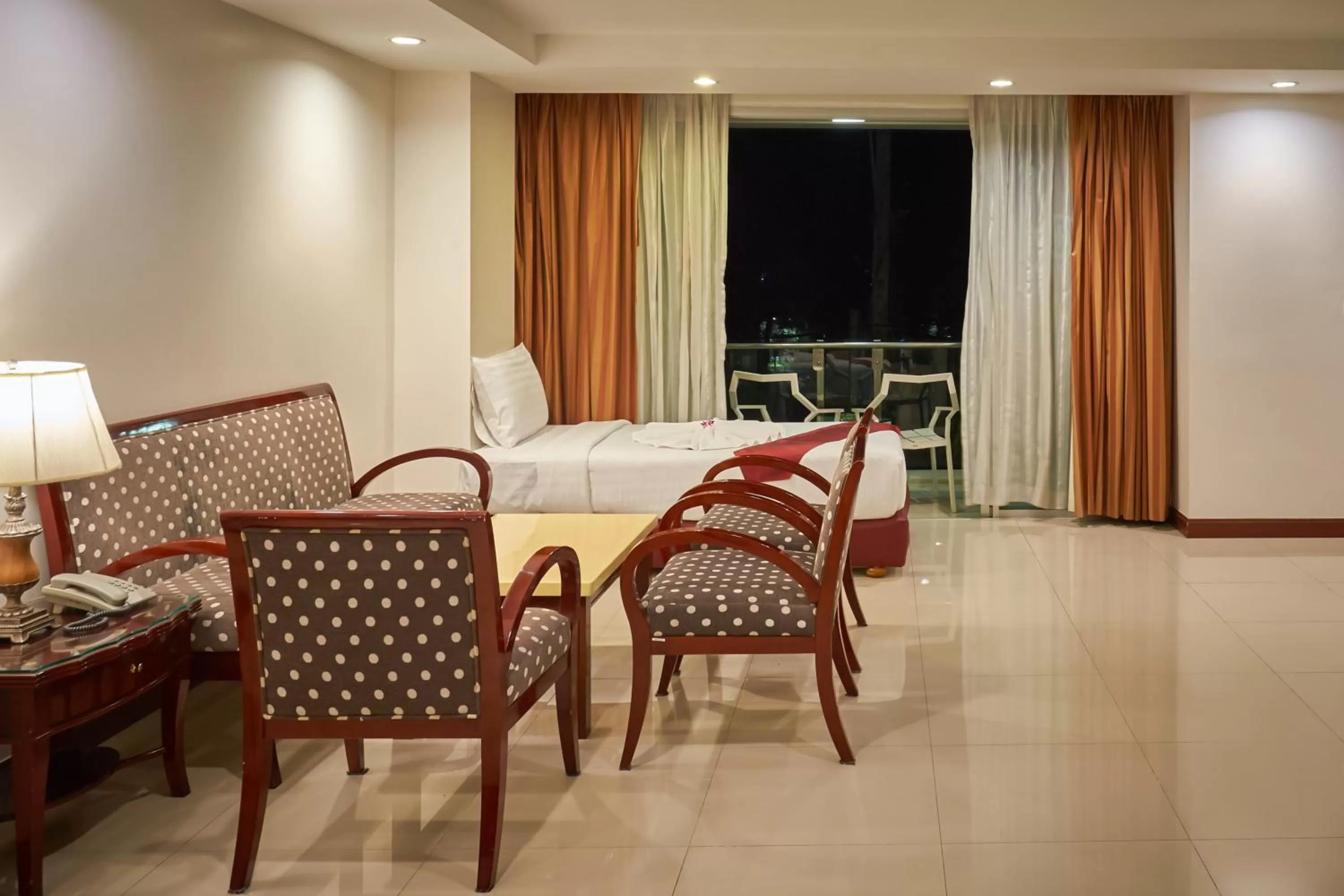 Communal lounge/ TV room in Nana Hiso Hotel