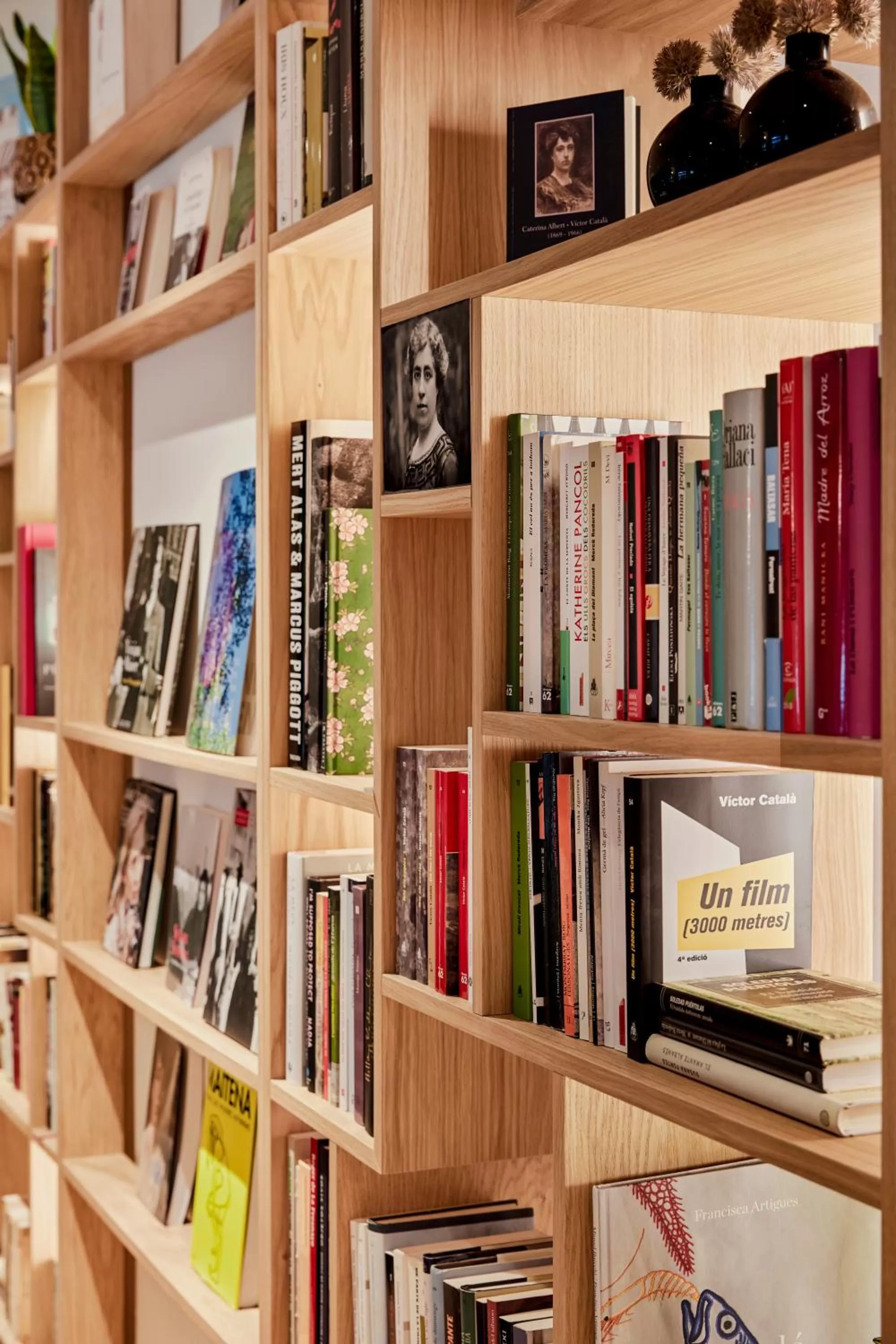 Meeting/conference room in Sir Victor Hotel, part of Sircle Collection