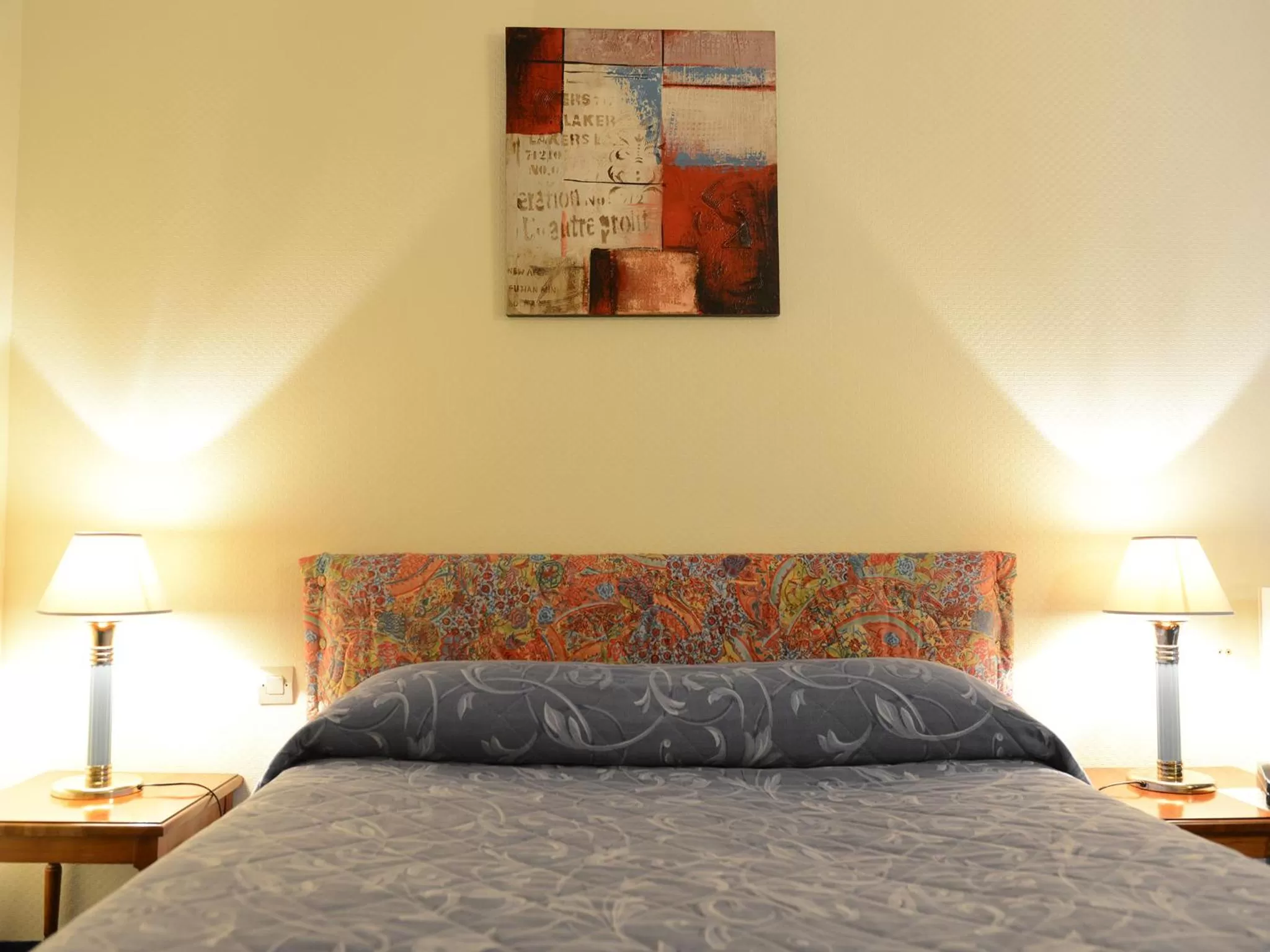 Bedroom, Bed in Hôtel Le Galion