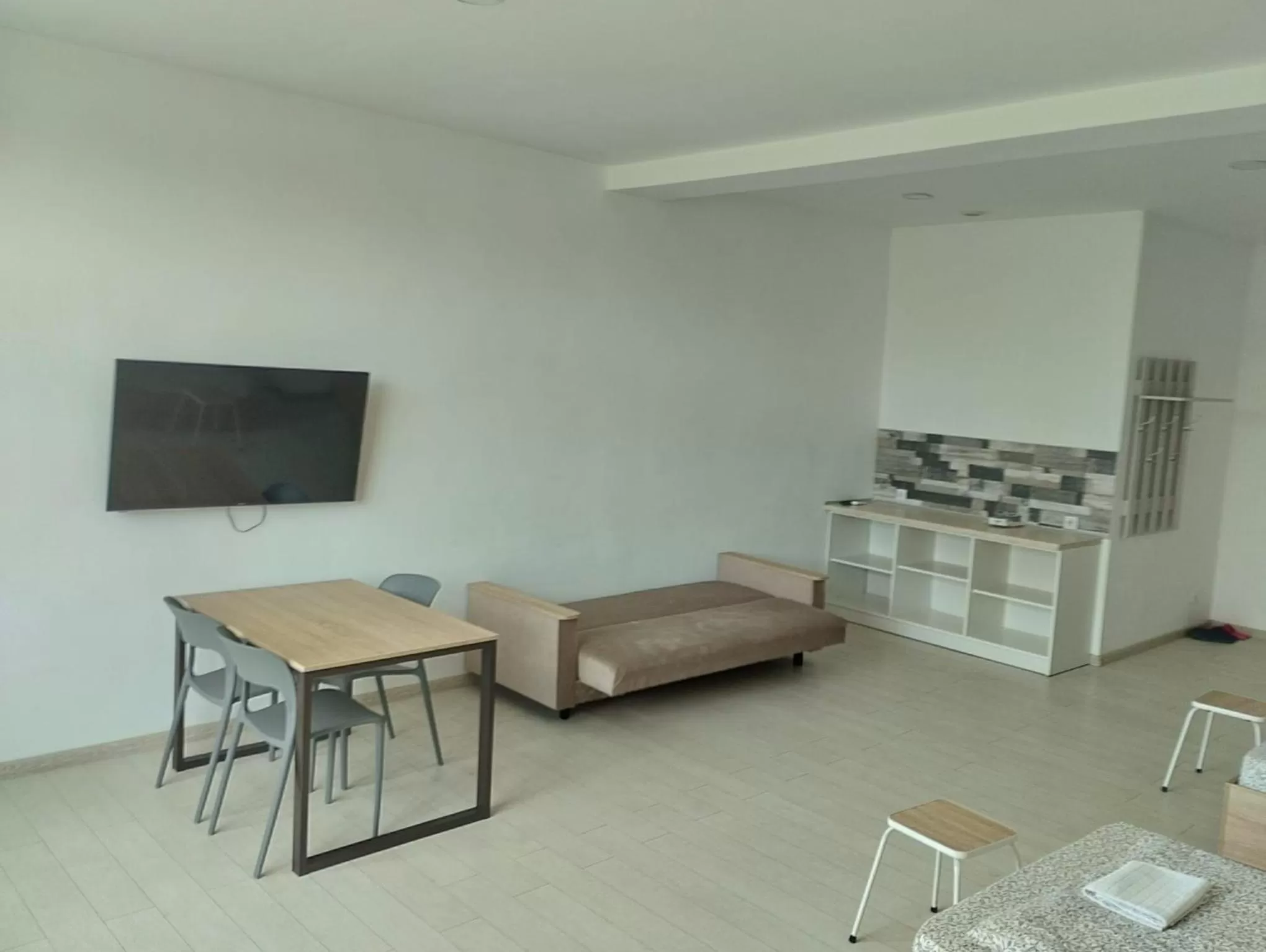 TV and multimedia, TV/Entertainment Center in PARK-hotel