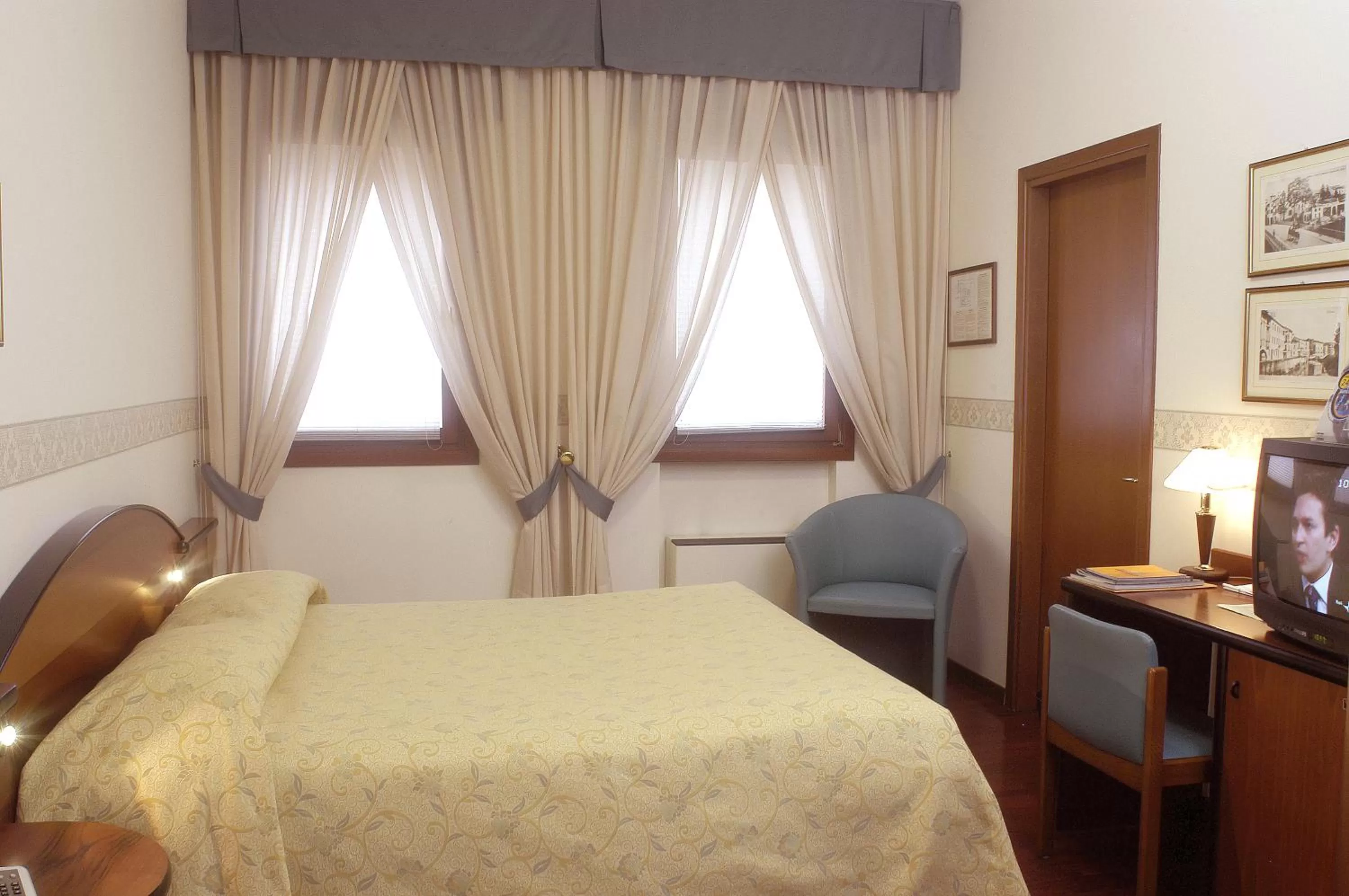 Photo of the whole room, Bed in Hotel Sagittario