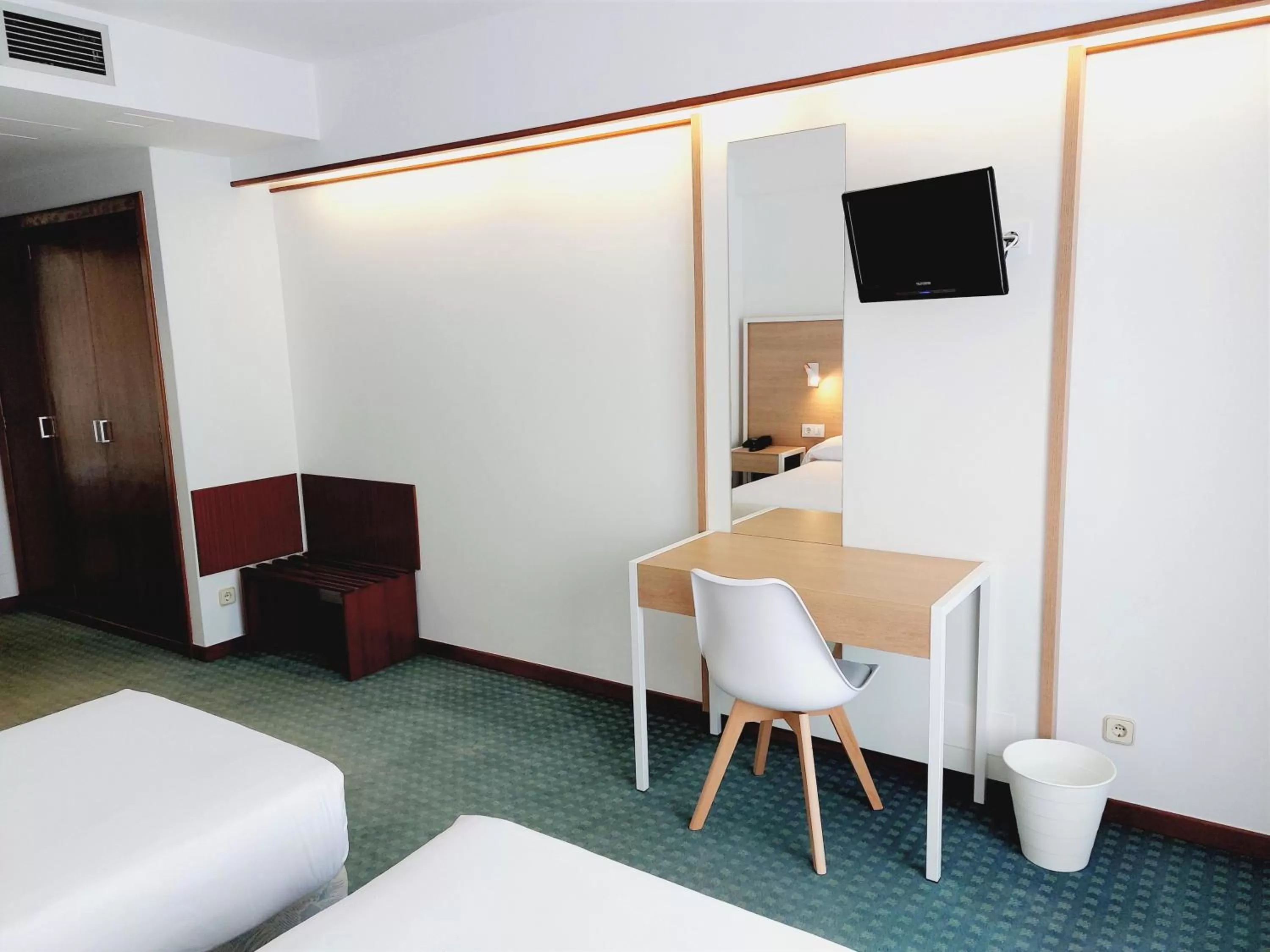 TV and multimedia, Bed in Hotel Costa Atlántica