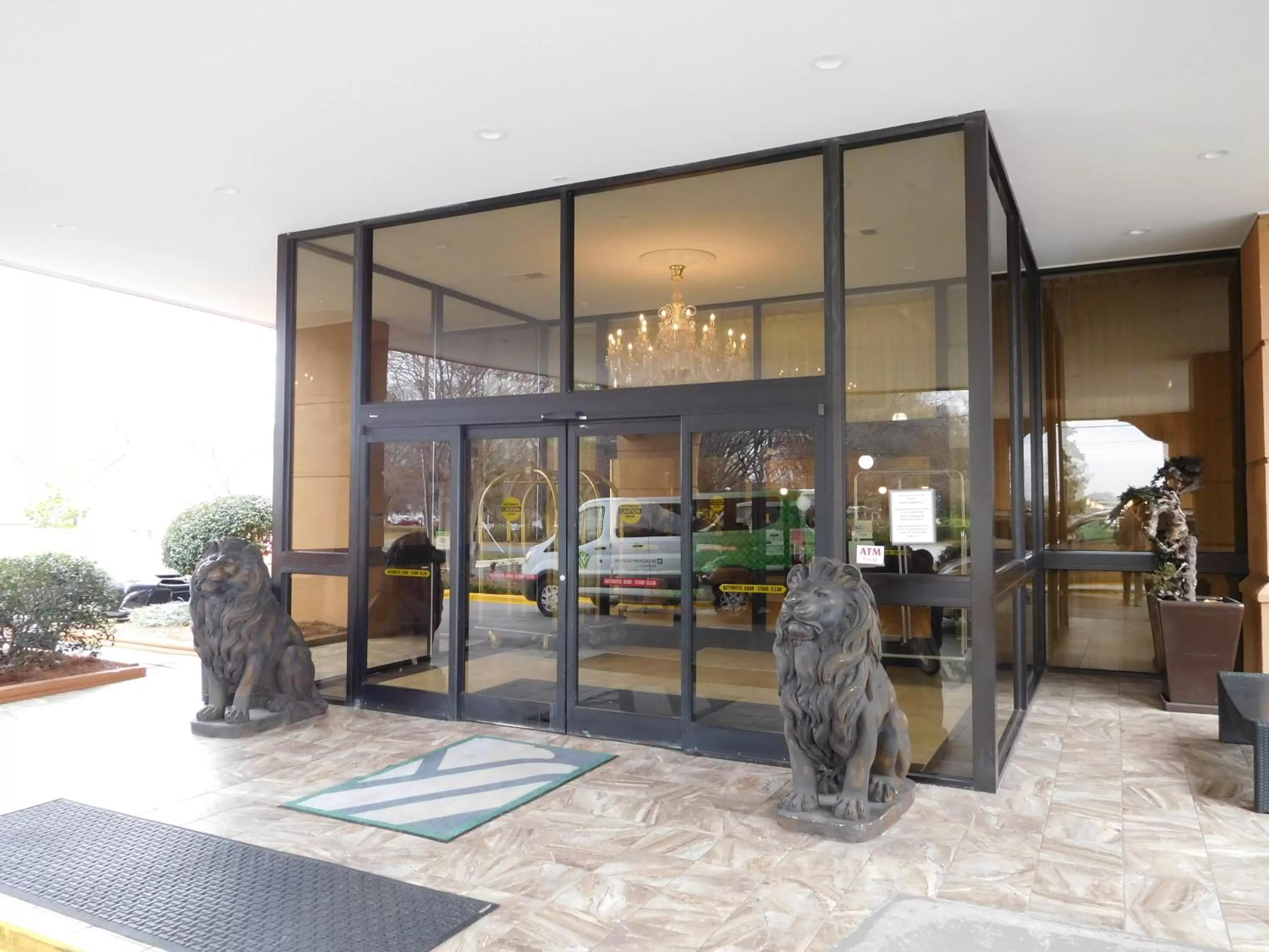 Animals in Wyndham Garden Greensboro