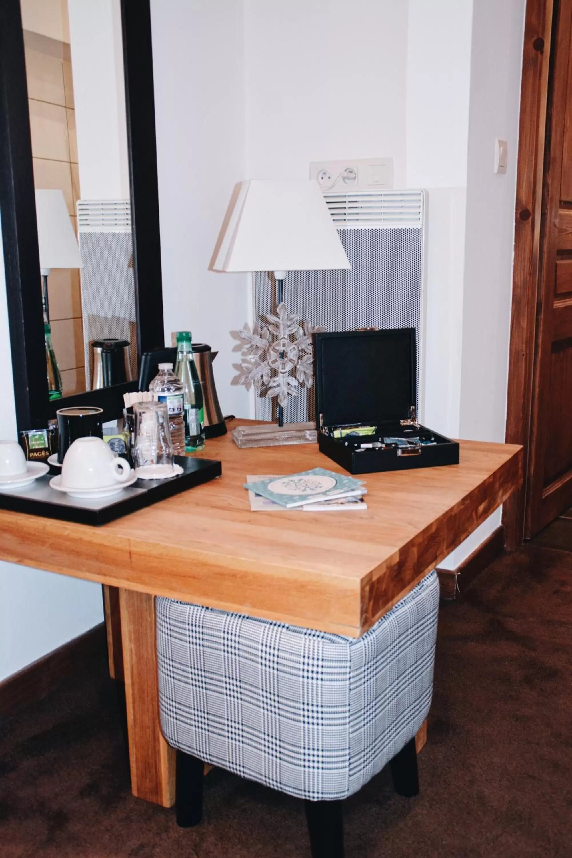 Coffee/tea facilities in Auberge de Savoie