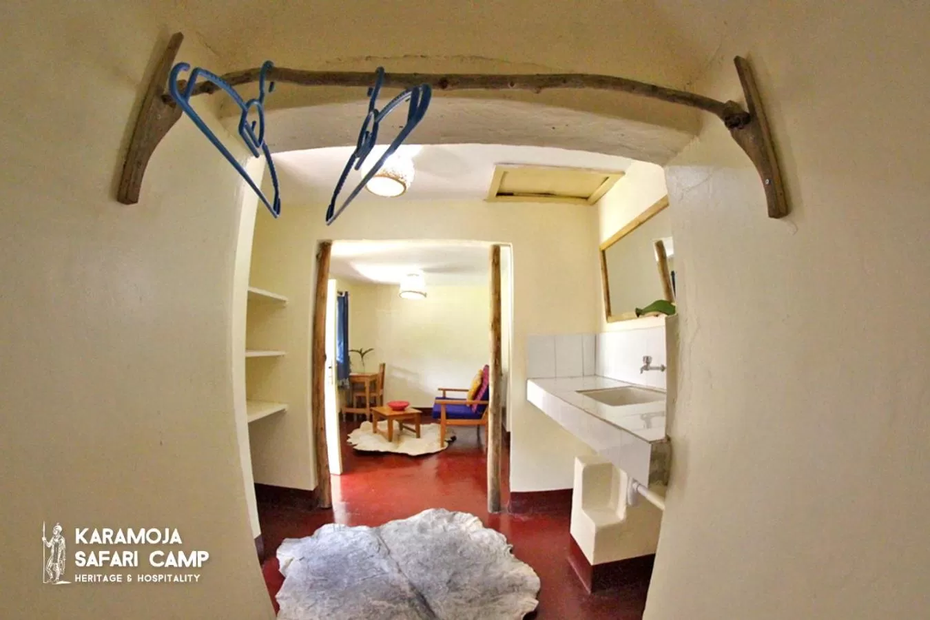 Kitchen or kitchenette in Kara-Tunga Safari Camp