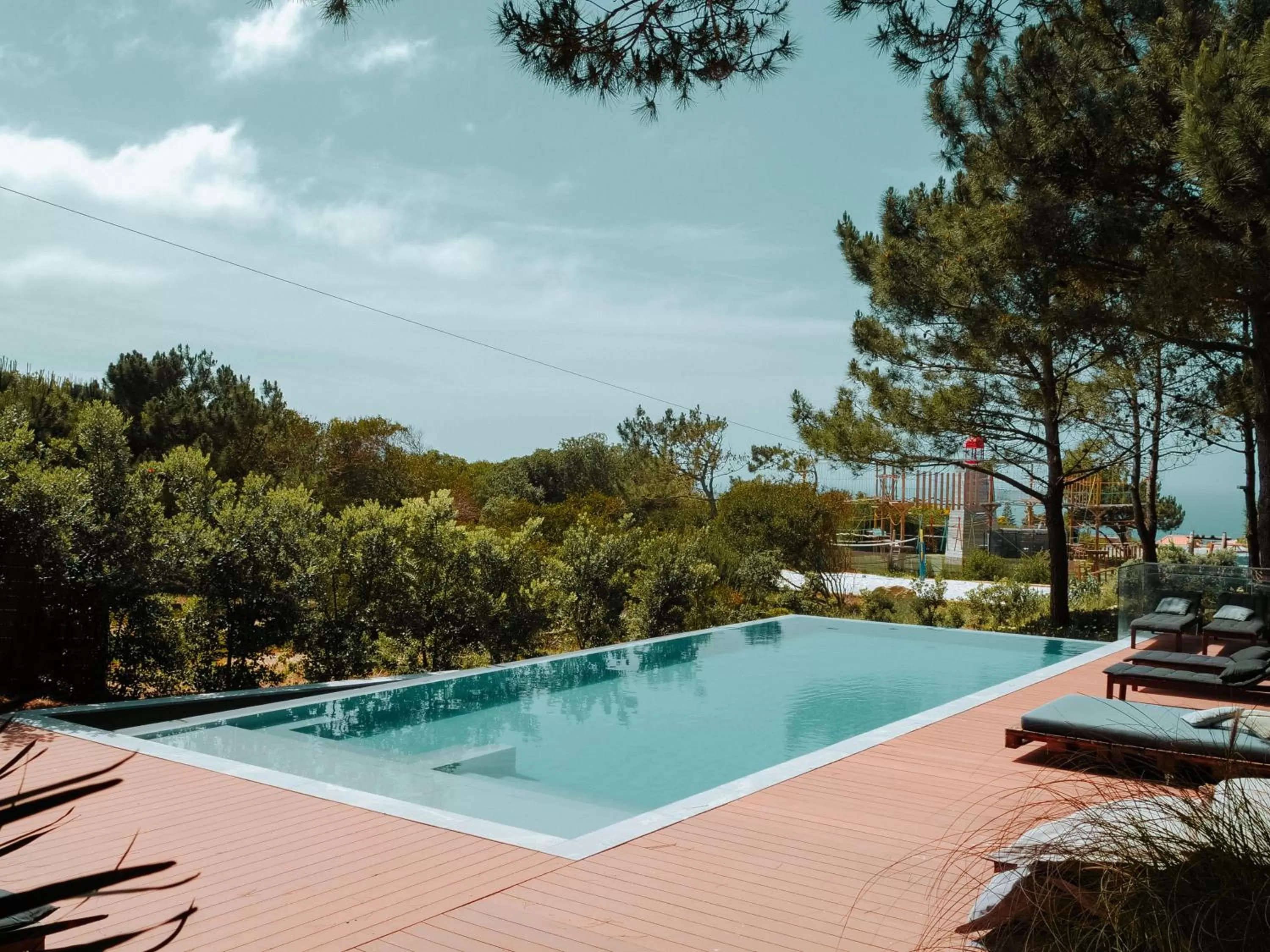 Swimming pool in Azen Cool House