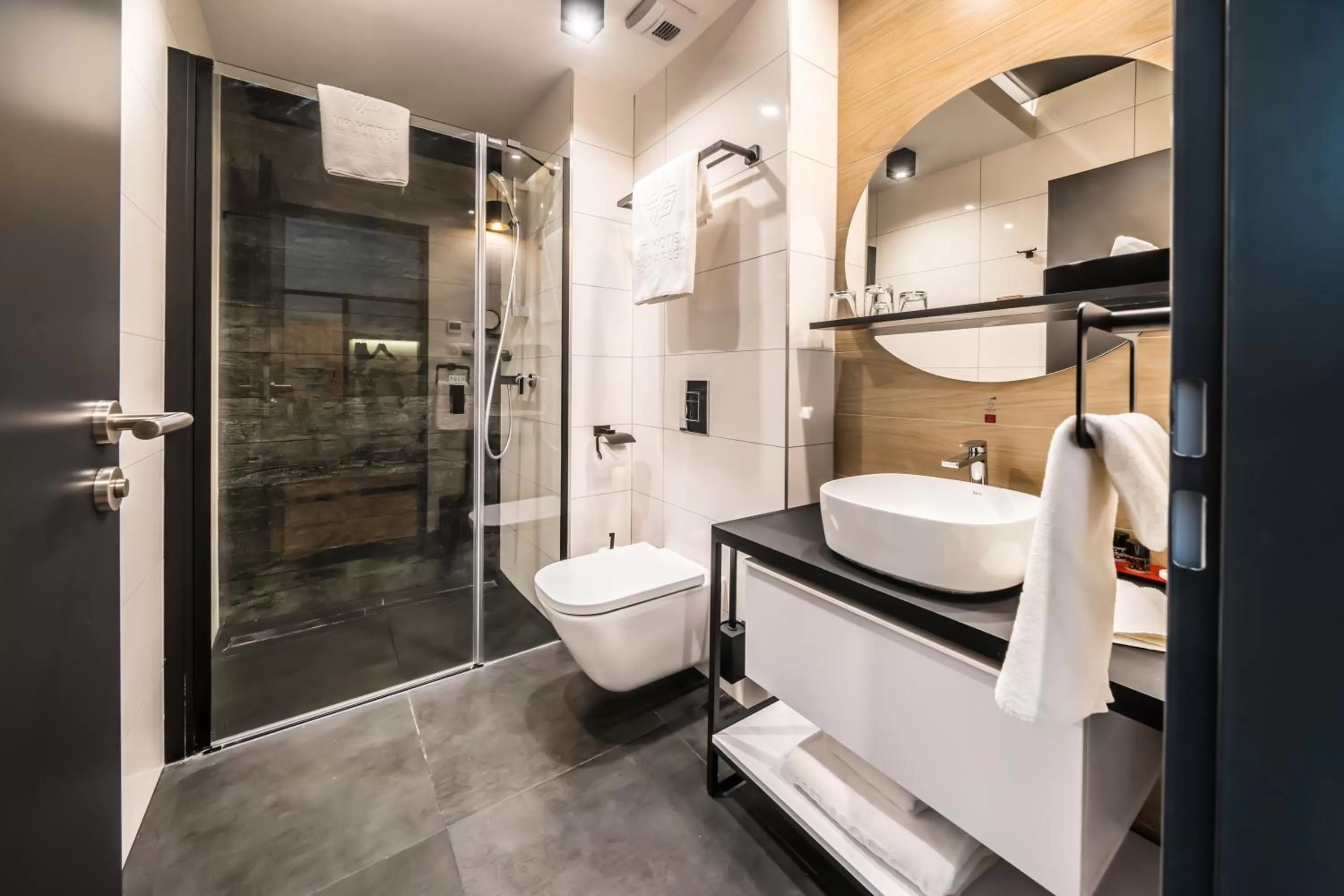 Bathroom in Up Hotel Budapest