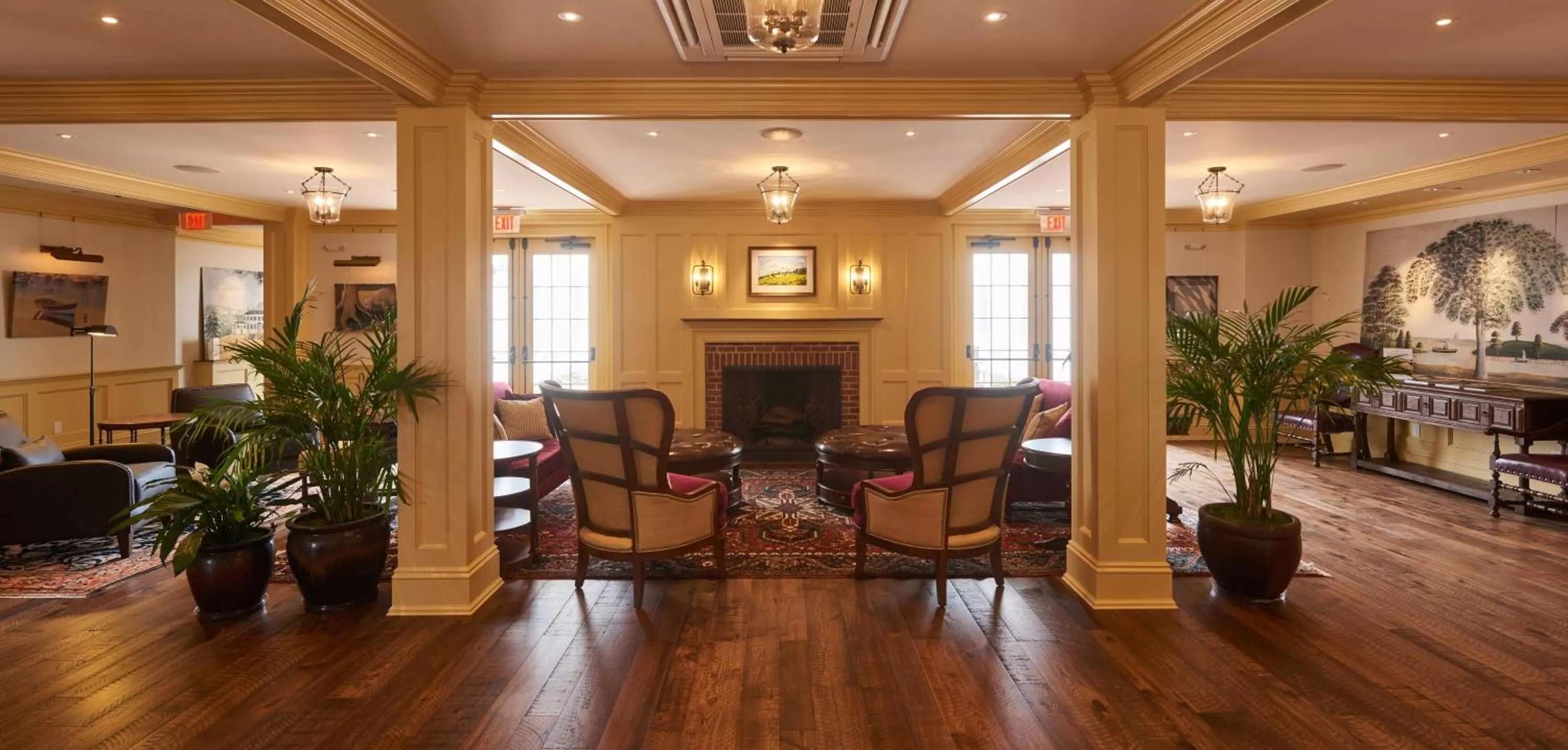 Lounge or bar in The Groton Inn