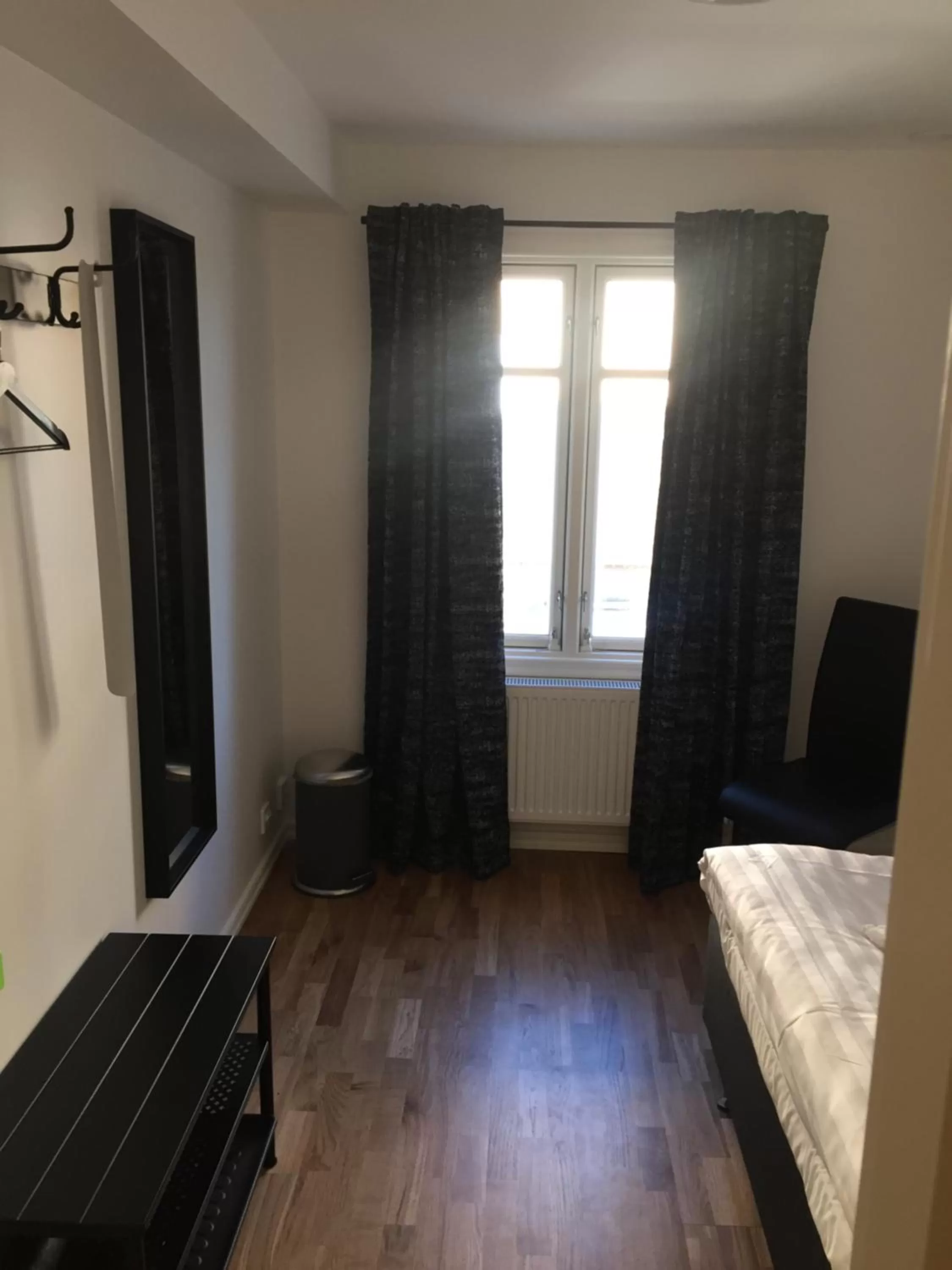 Photo of the whole room in Melleruds Golfklubb Bed & Breakfast