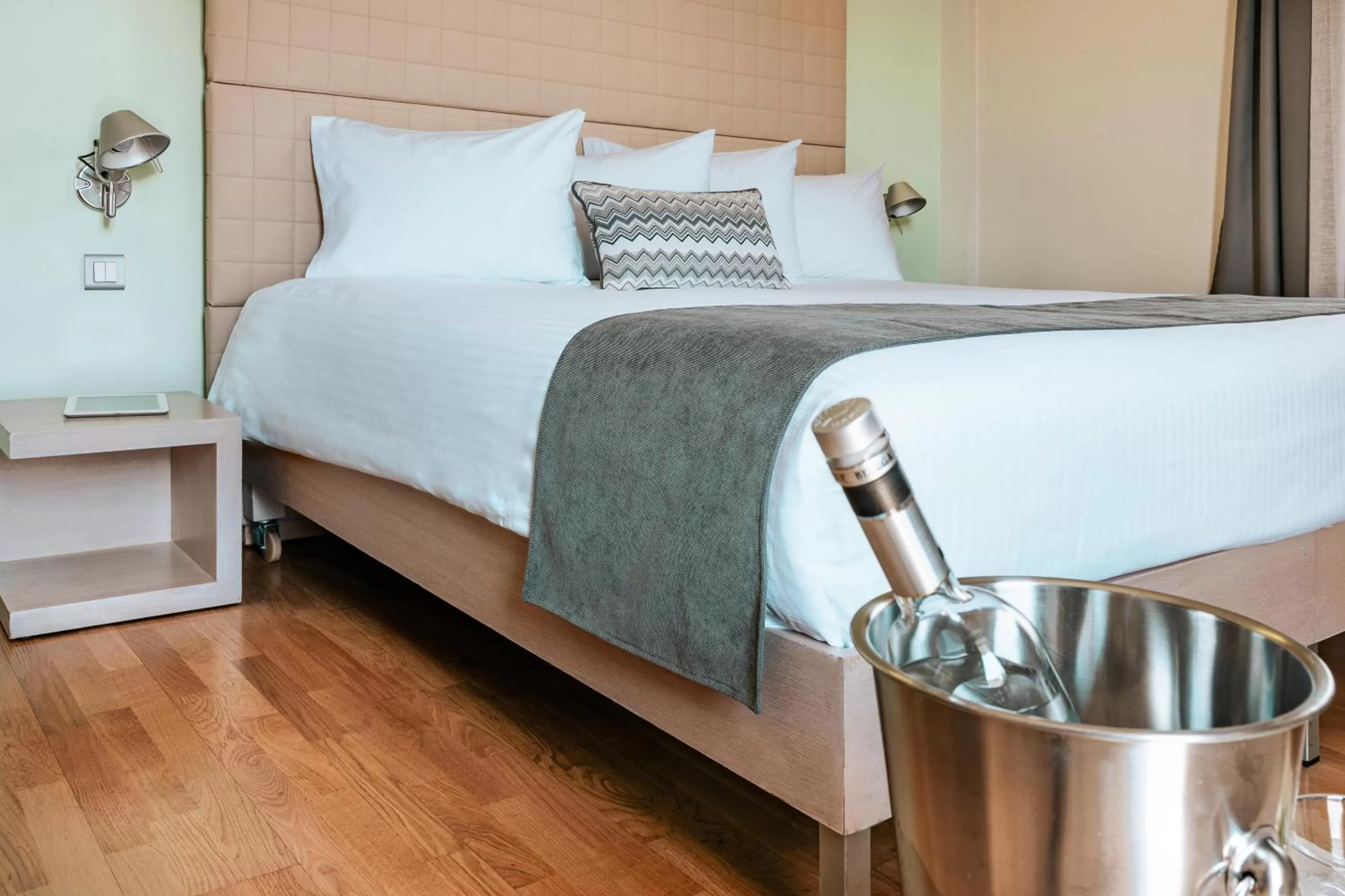 Bedroom, Bed in Domotel Olympia