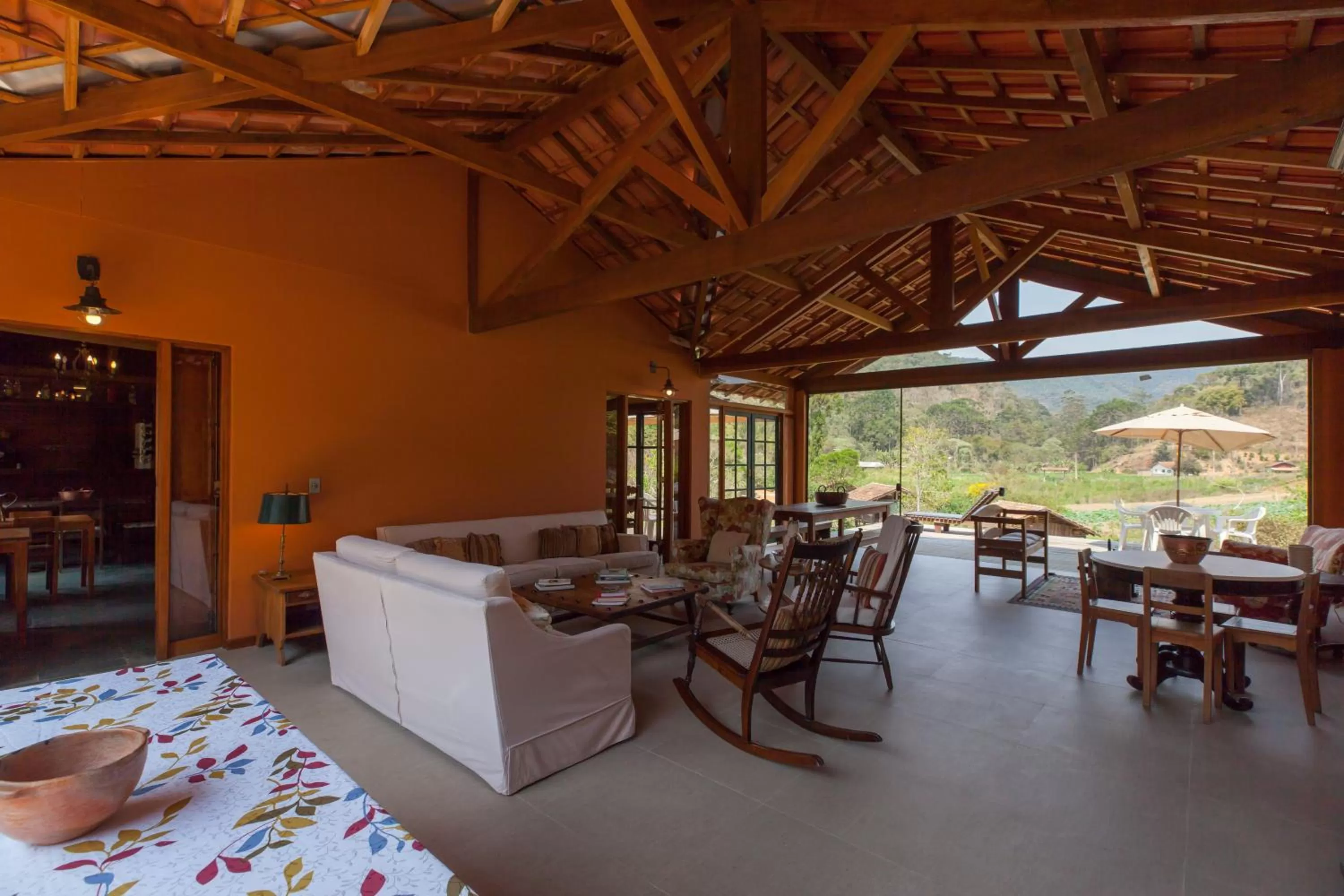 Nightclub / DJ in Pousada Mariza