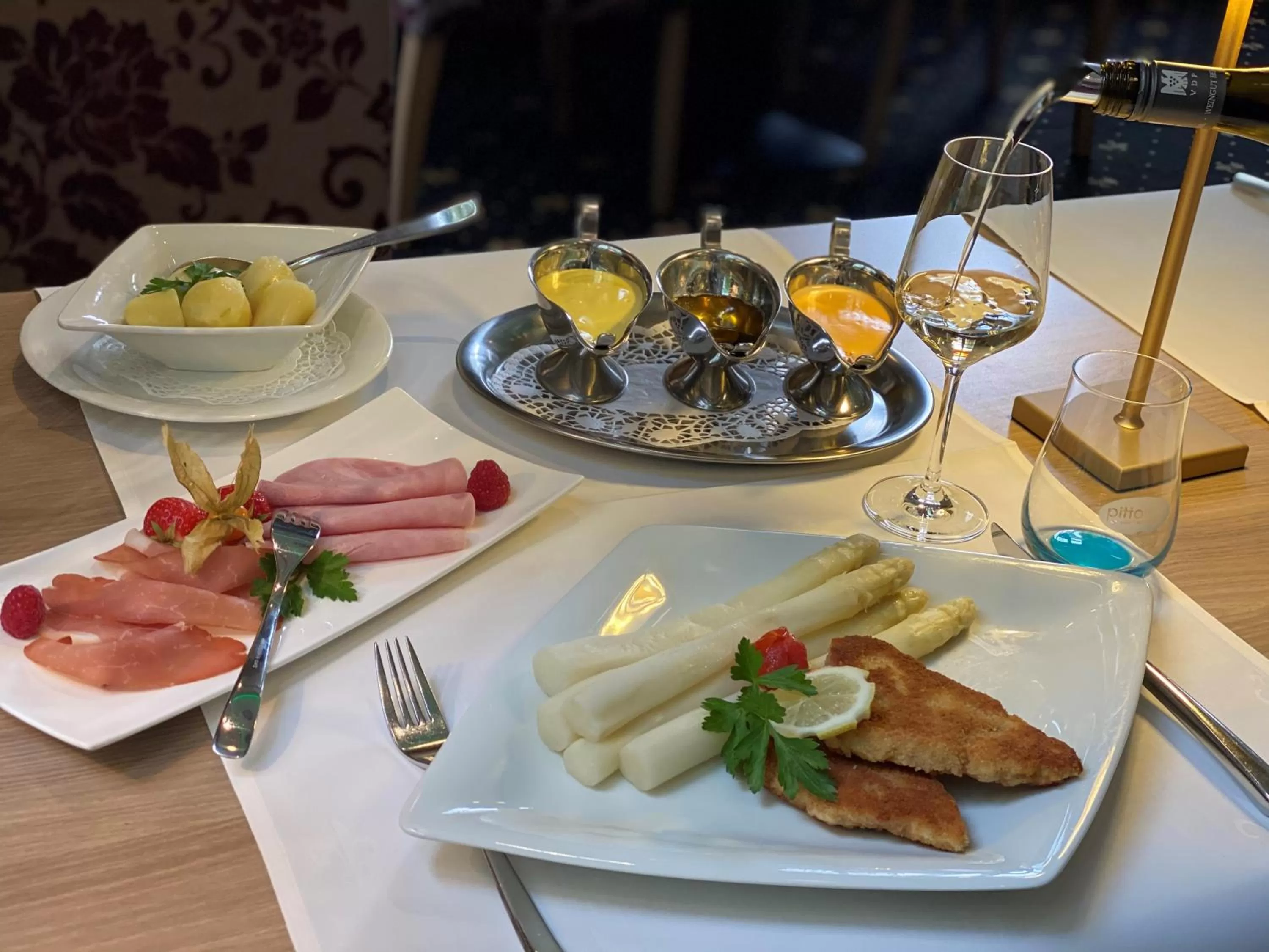 Food in Hotel Am Schloss Aurich - Schlossresidenz