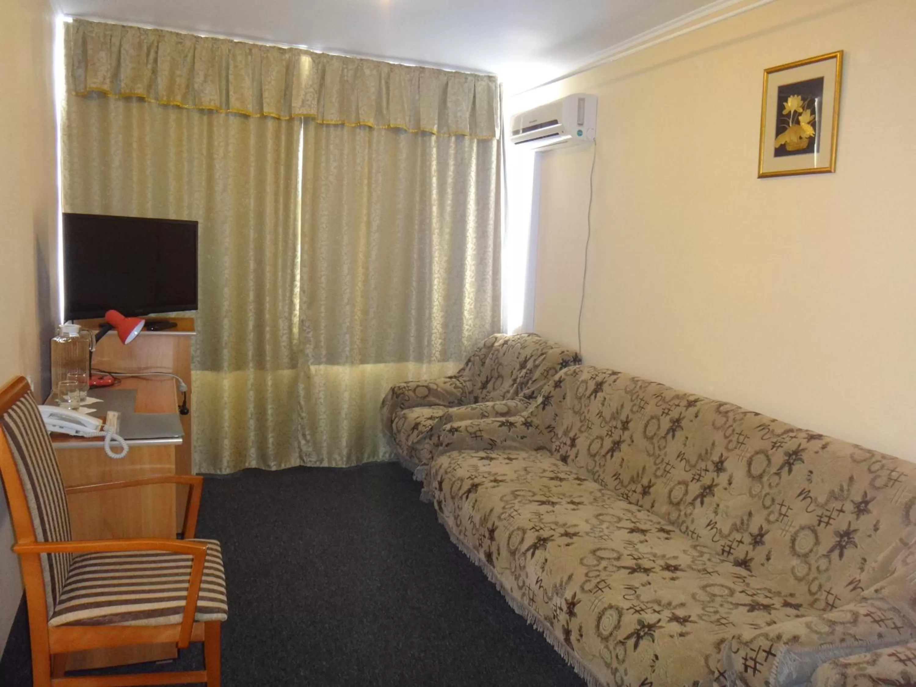 Living room, Seating Area in Aktobe Hotel