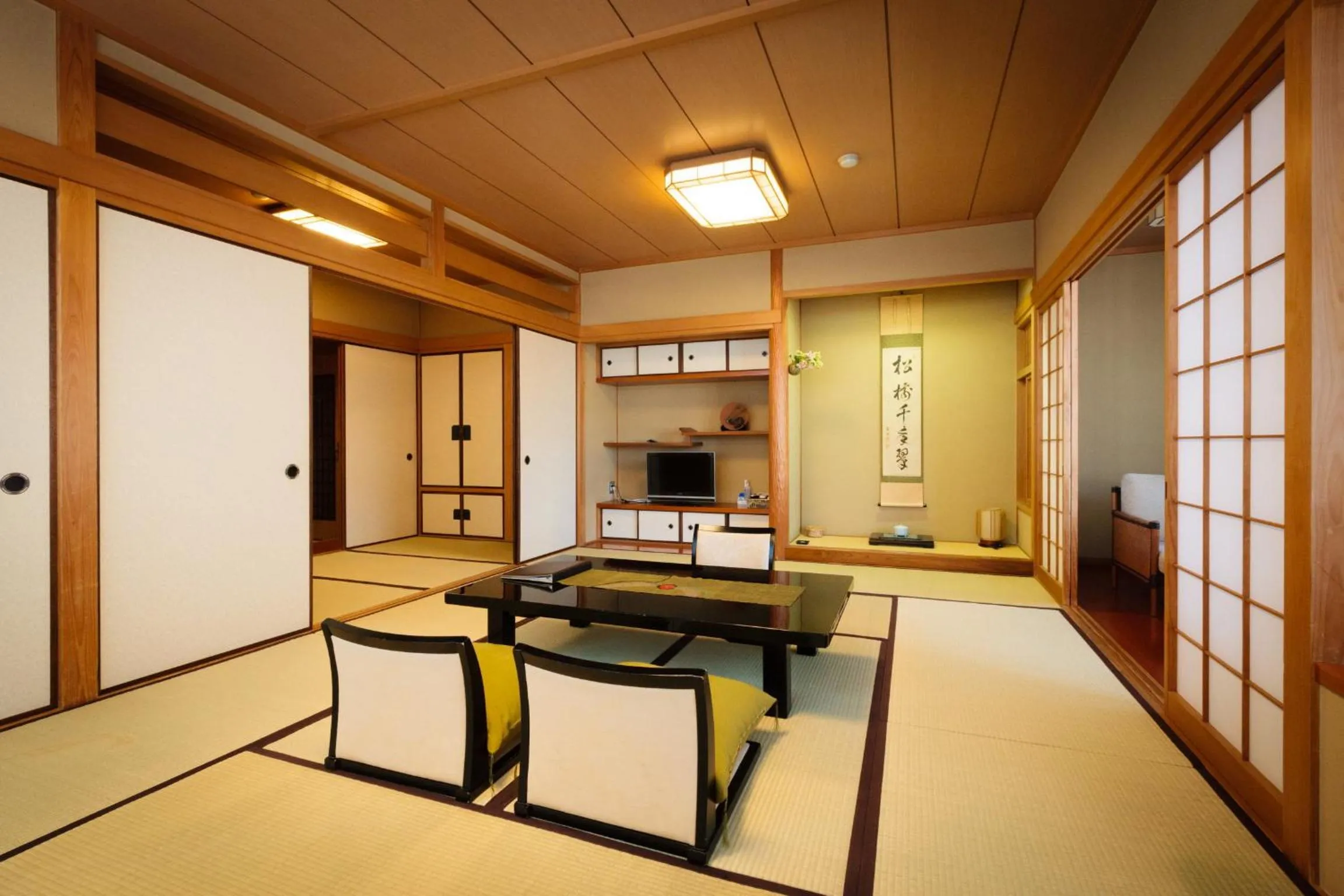 Photo of the whole room in Kyoto Ryokan Kinoe