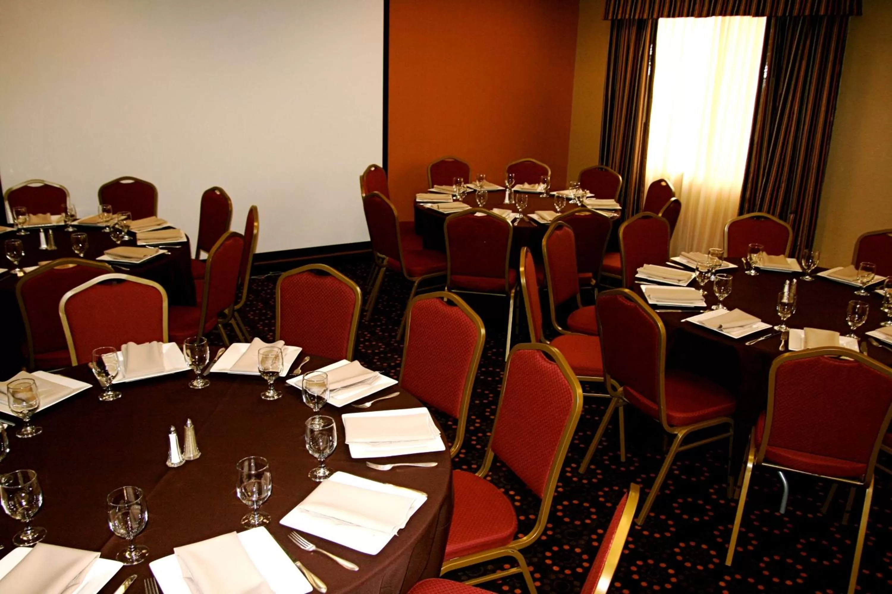 Meeting/conference room in Hampton Inn & Suites Folsom