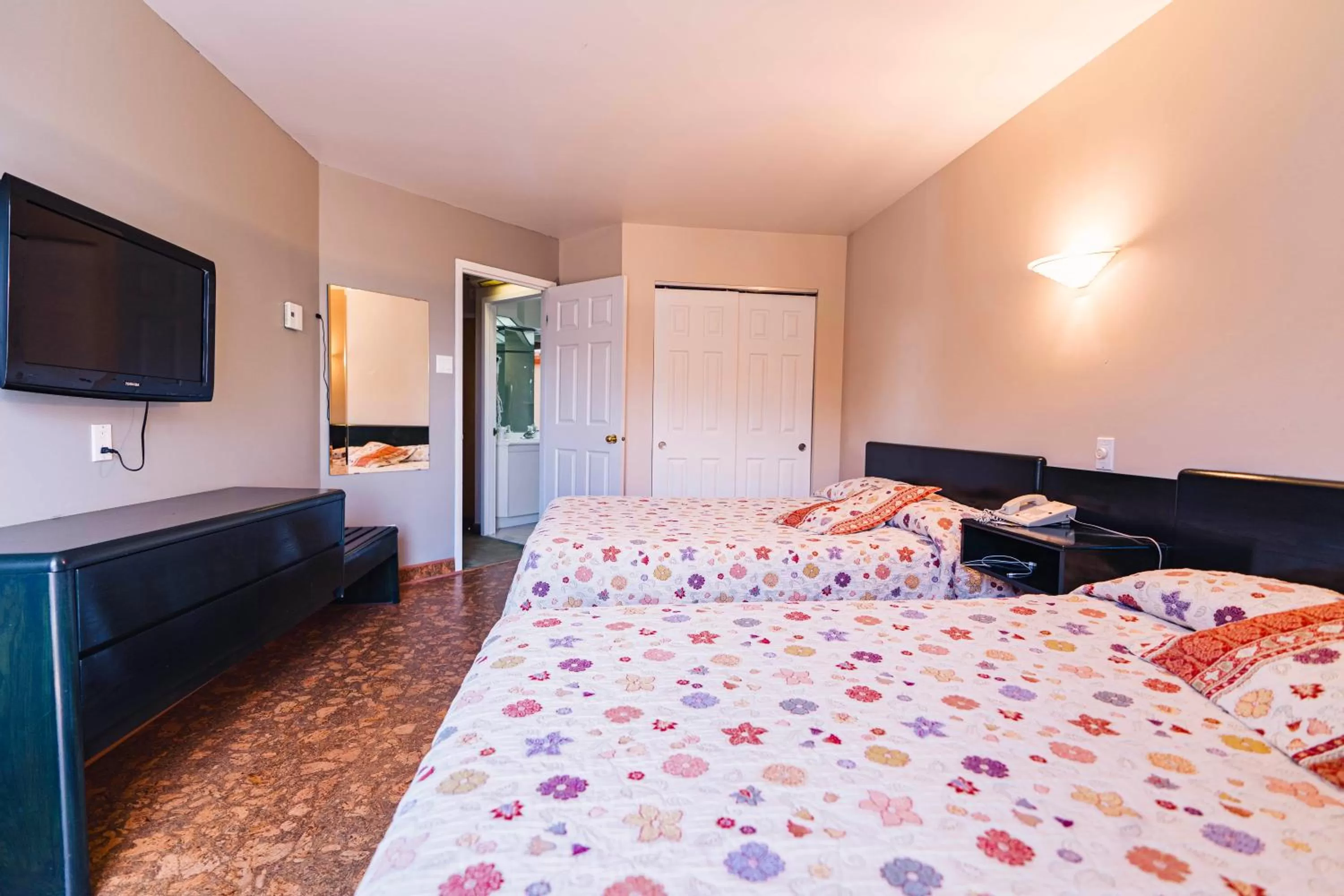 Bed in Auberge Harris