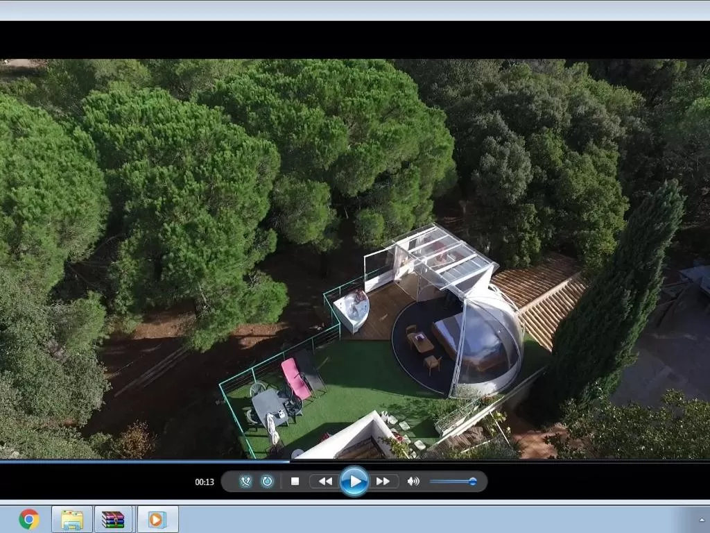 Bedroom in Les Chambres d'Hotes au Bois Fleuri