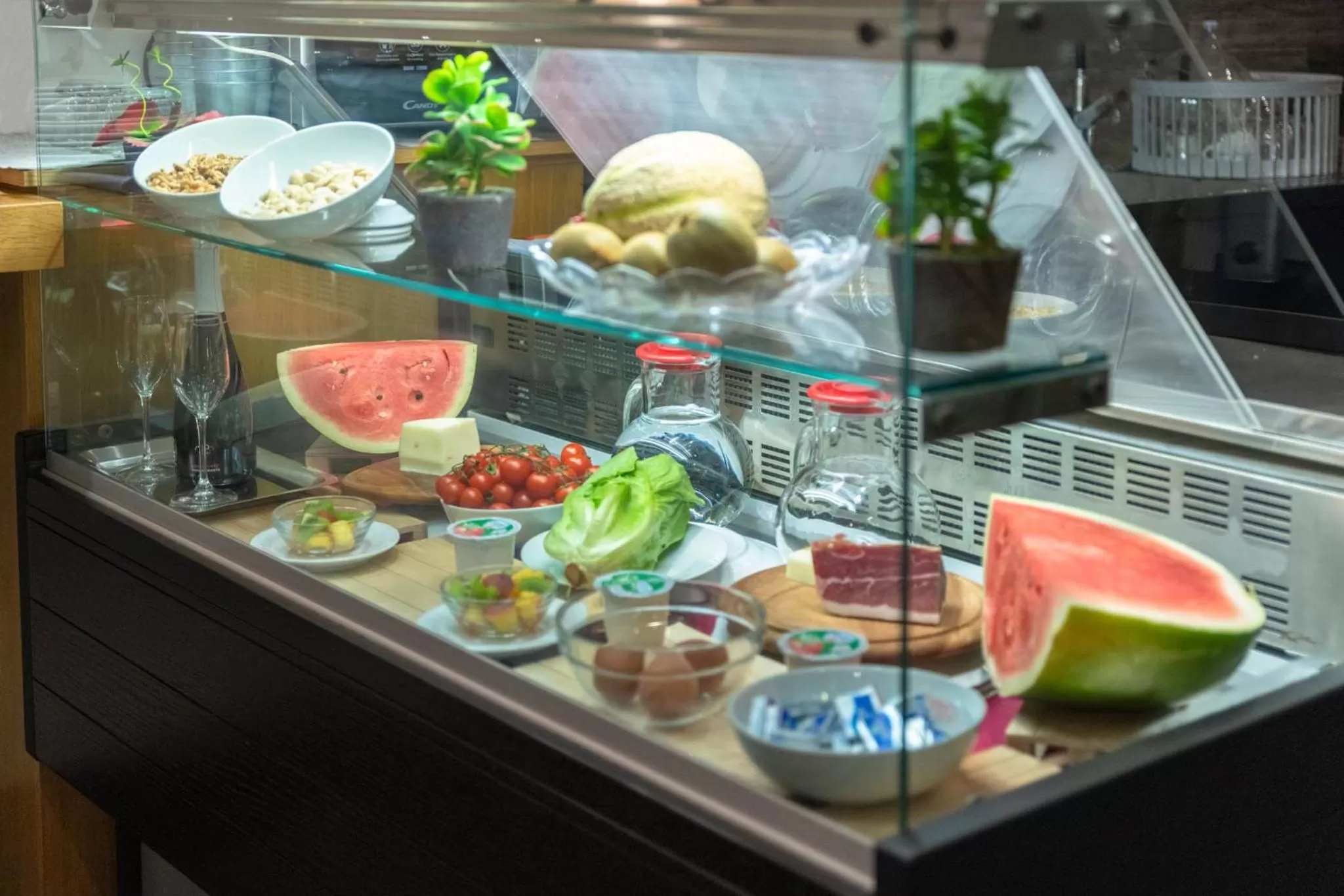 Continental breakfast in Trevi Palace Hotel