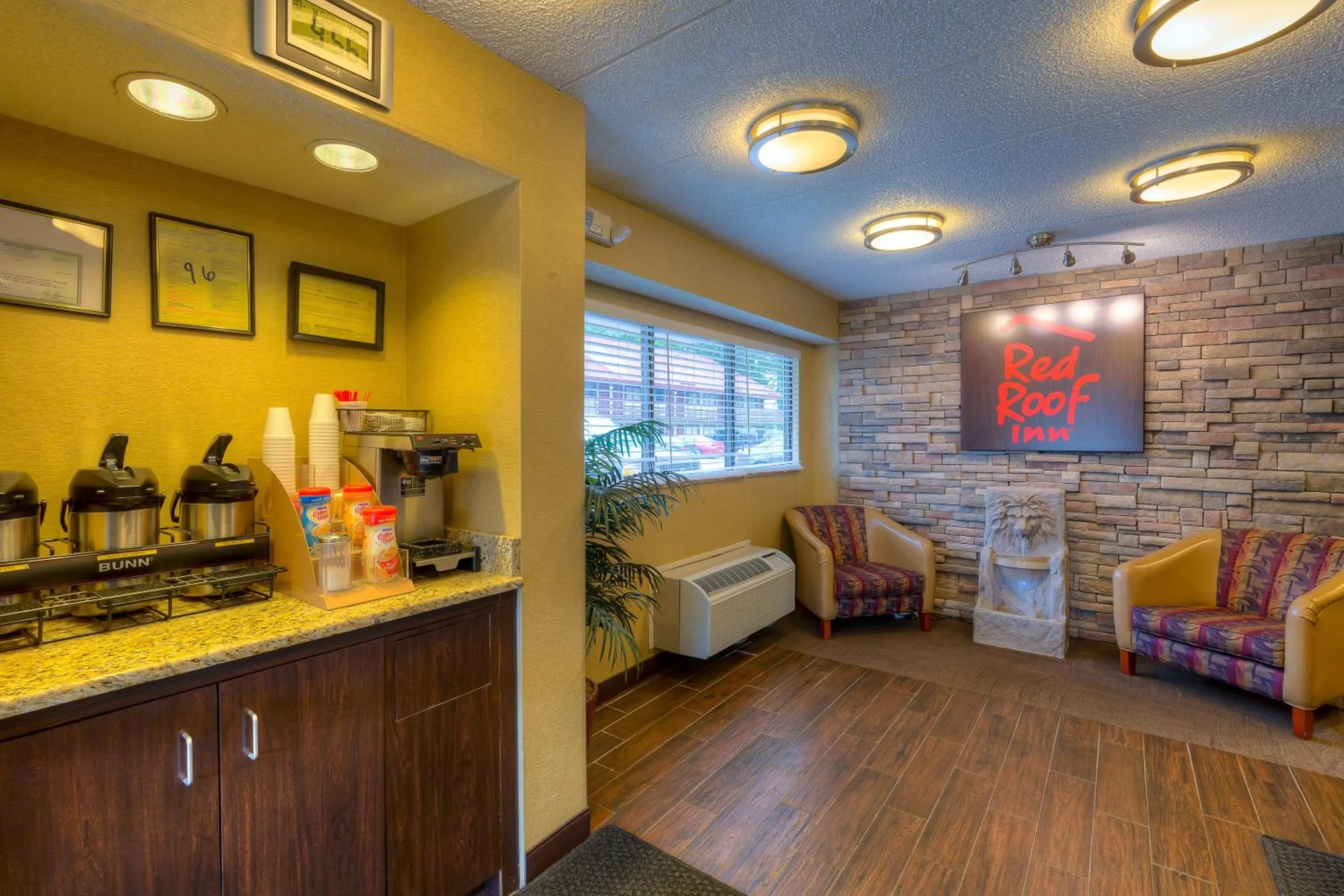 Other in Red Roof Inn Memphis East