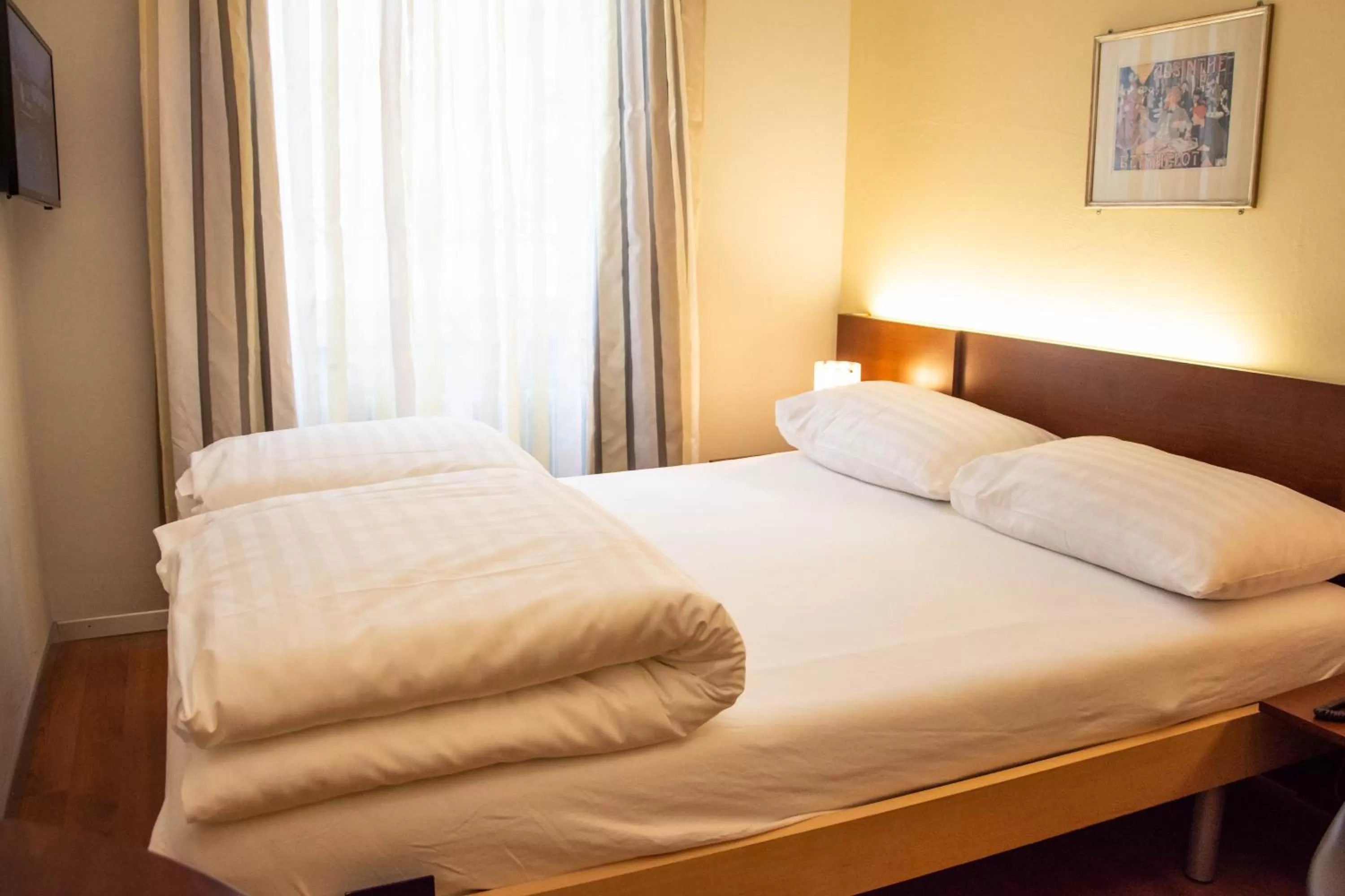 Bed in Goldener Schlüssel