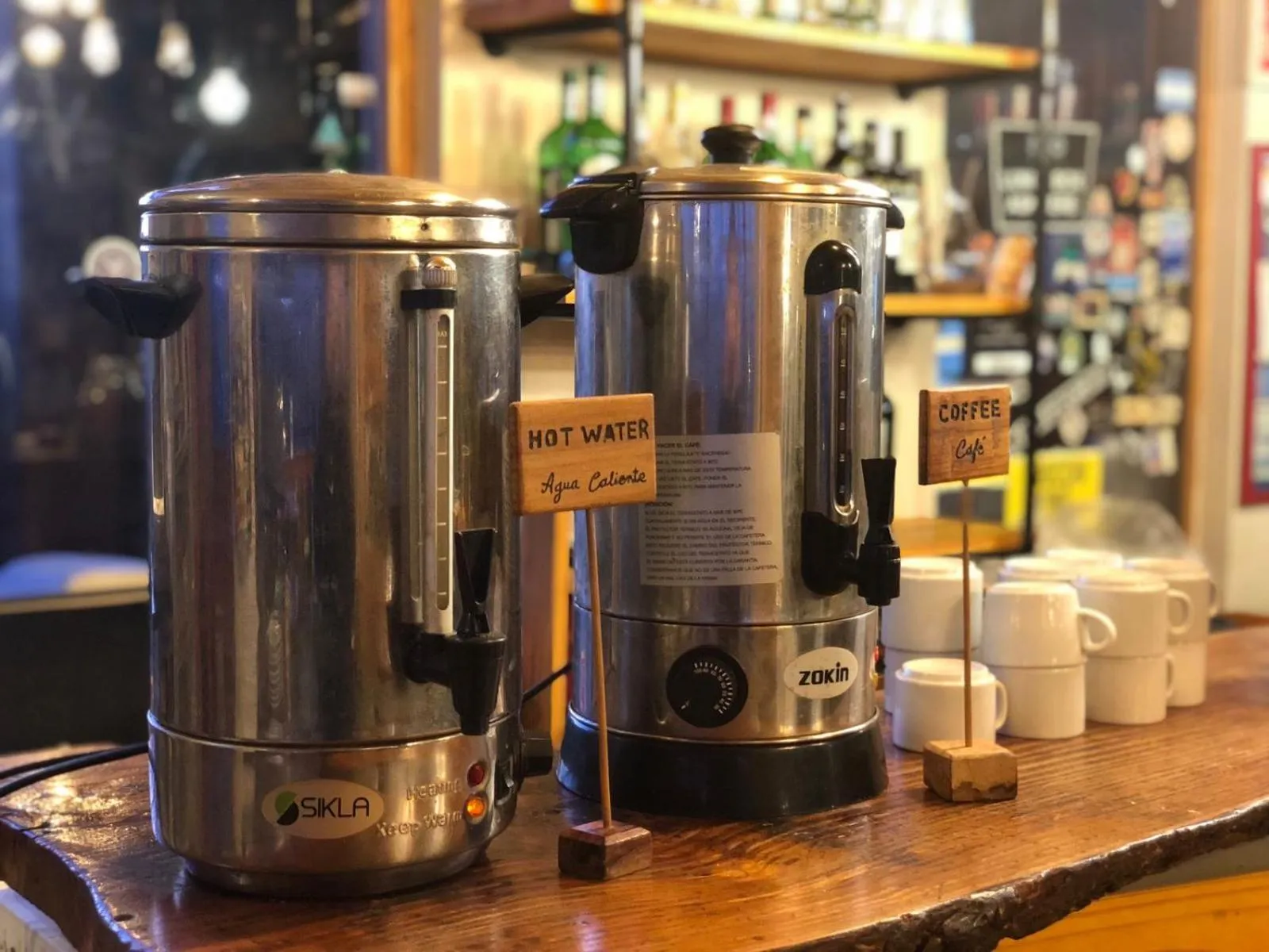 Breakfast in America Del Sur Calafate Hostel