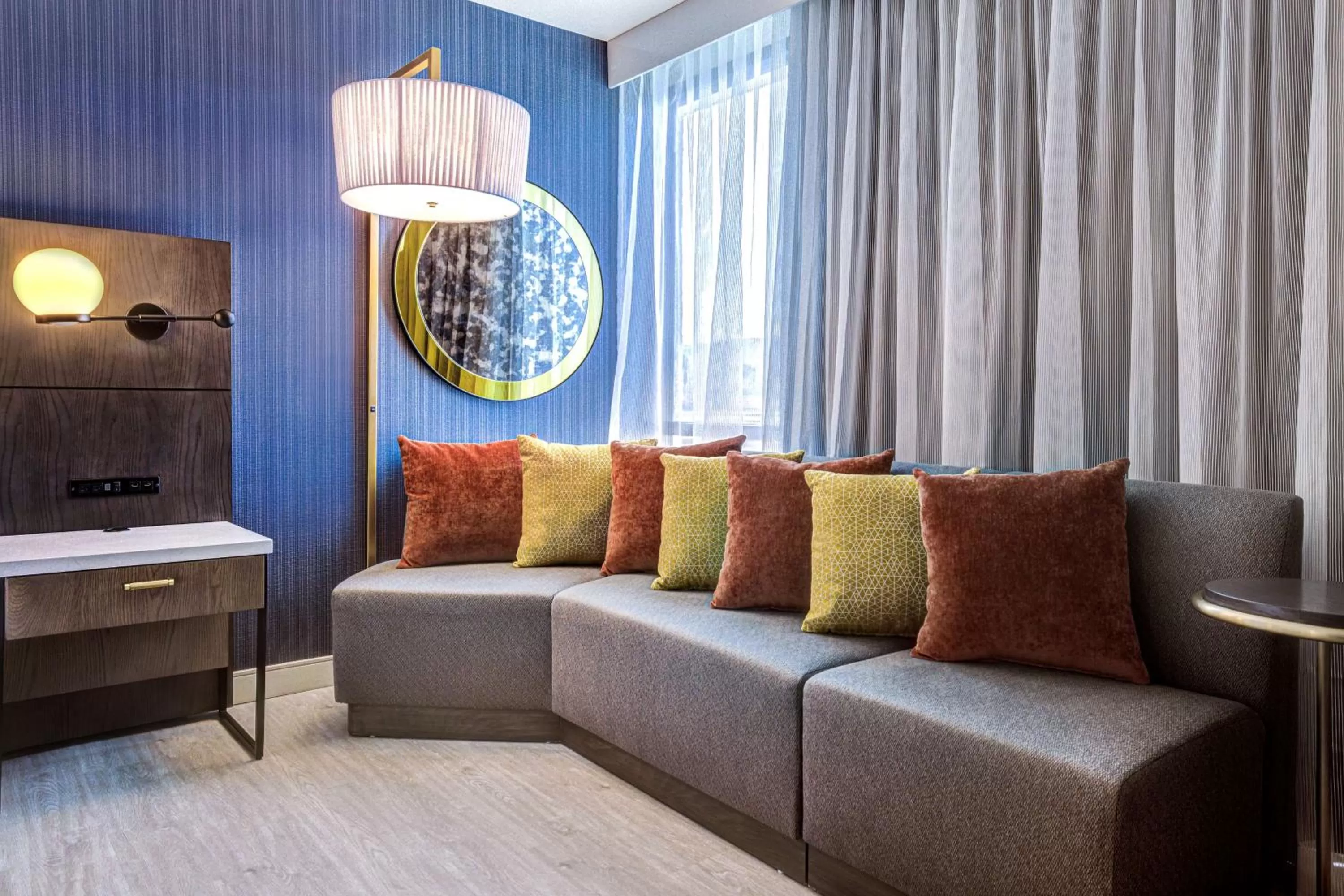 Living room in Doubletree By Hilton Palmdale, Ca