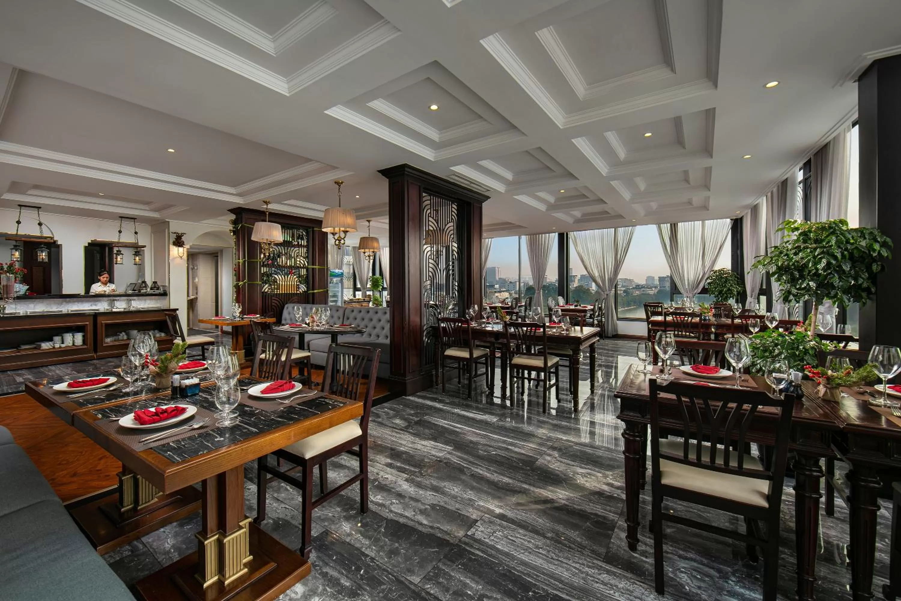 Restaurant/places to eat in San Grand Hotel & Spa